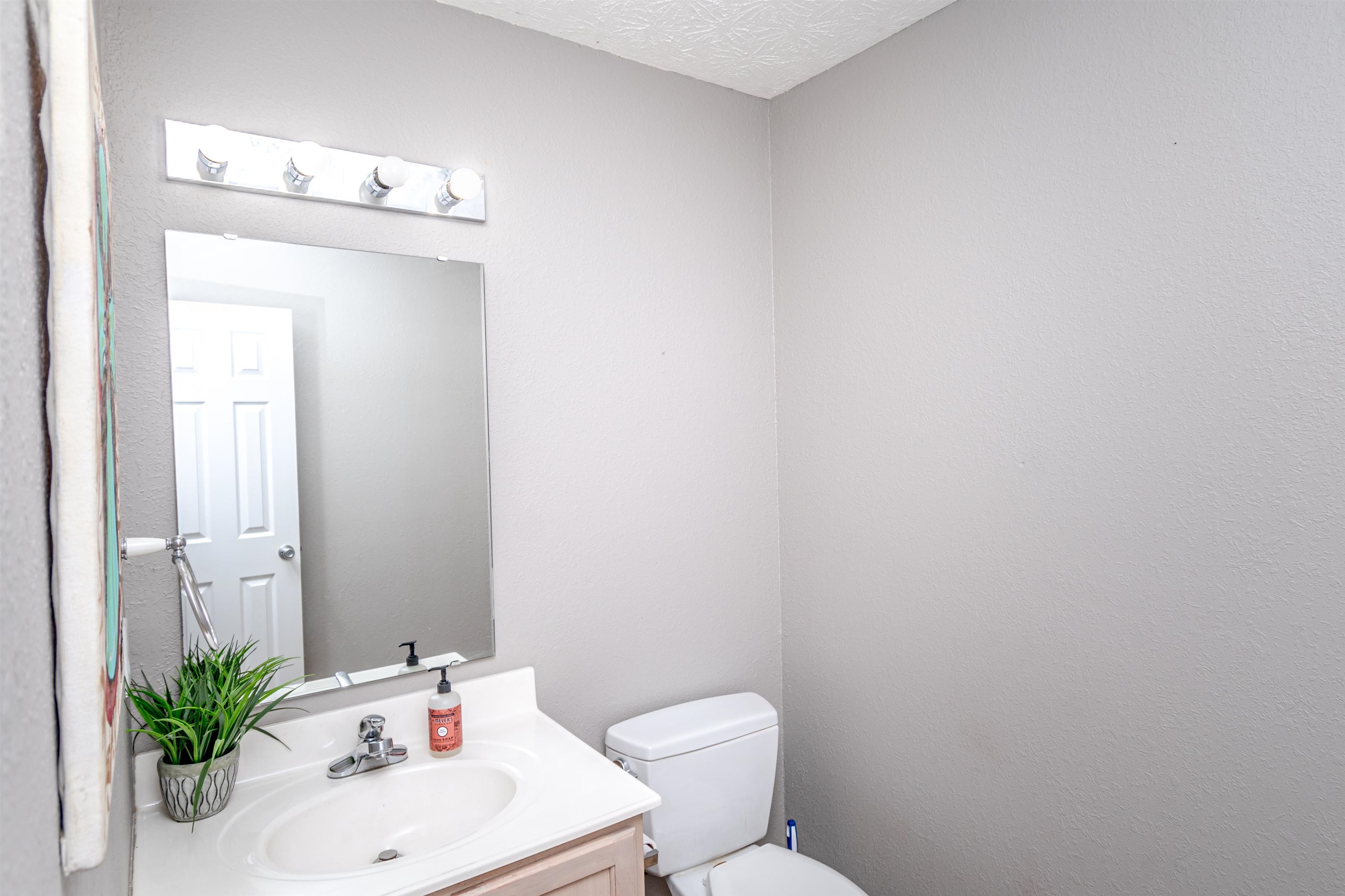 2711 Summer Pt. Ct., Owensboro, Kentucky 42303, 3 Bedrooms Bedrooms, ,2 BathroomsBathrooms,Single Family Residence,For Sale,Summer Pt. Ct.,90174