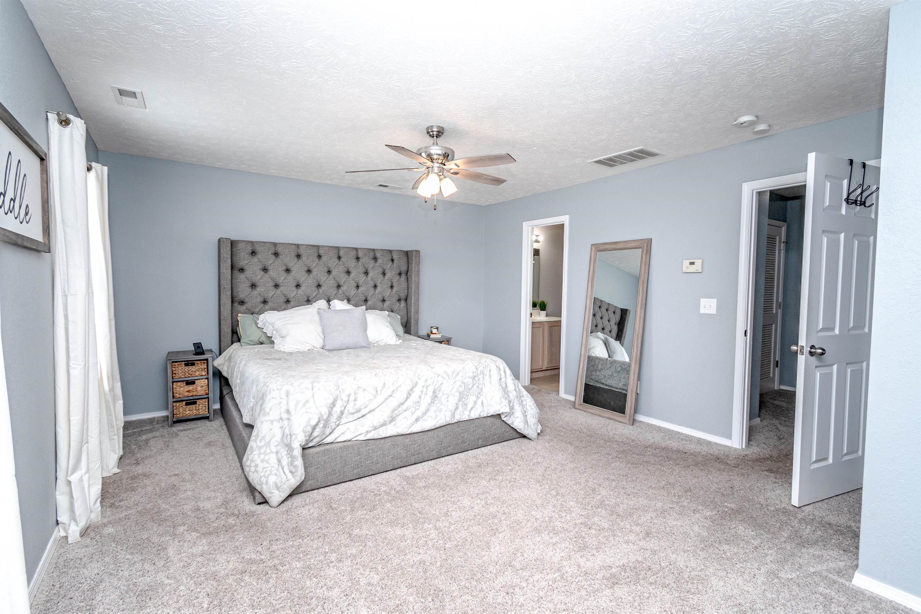 2711 Summer Pt. Ct., Owensboro, Kentucky 42303, 3 Bedrooms Bedrooms, ,2 BathroomsBathrooms,Single Family Residence,For Sale,Summer Pt. Ct.,90174
