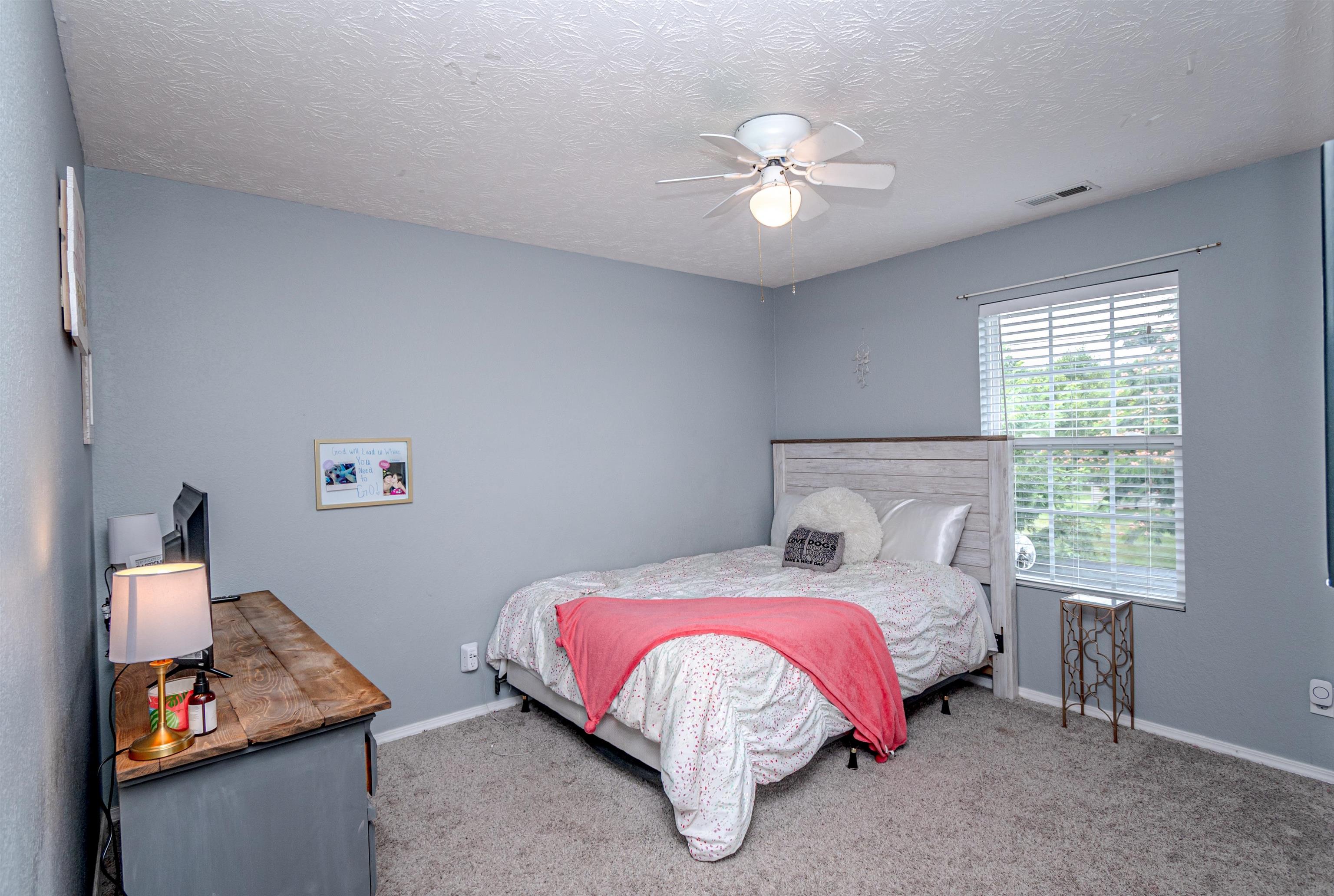2711 Summer Pt. Ct., Owensboro, Kentucky 42303, 3 Bedrooms Bedrooms, ,2 BathroomsBathrooms,Single Family Residence,For Sale,Summer Pt. Ct.,90174