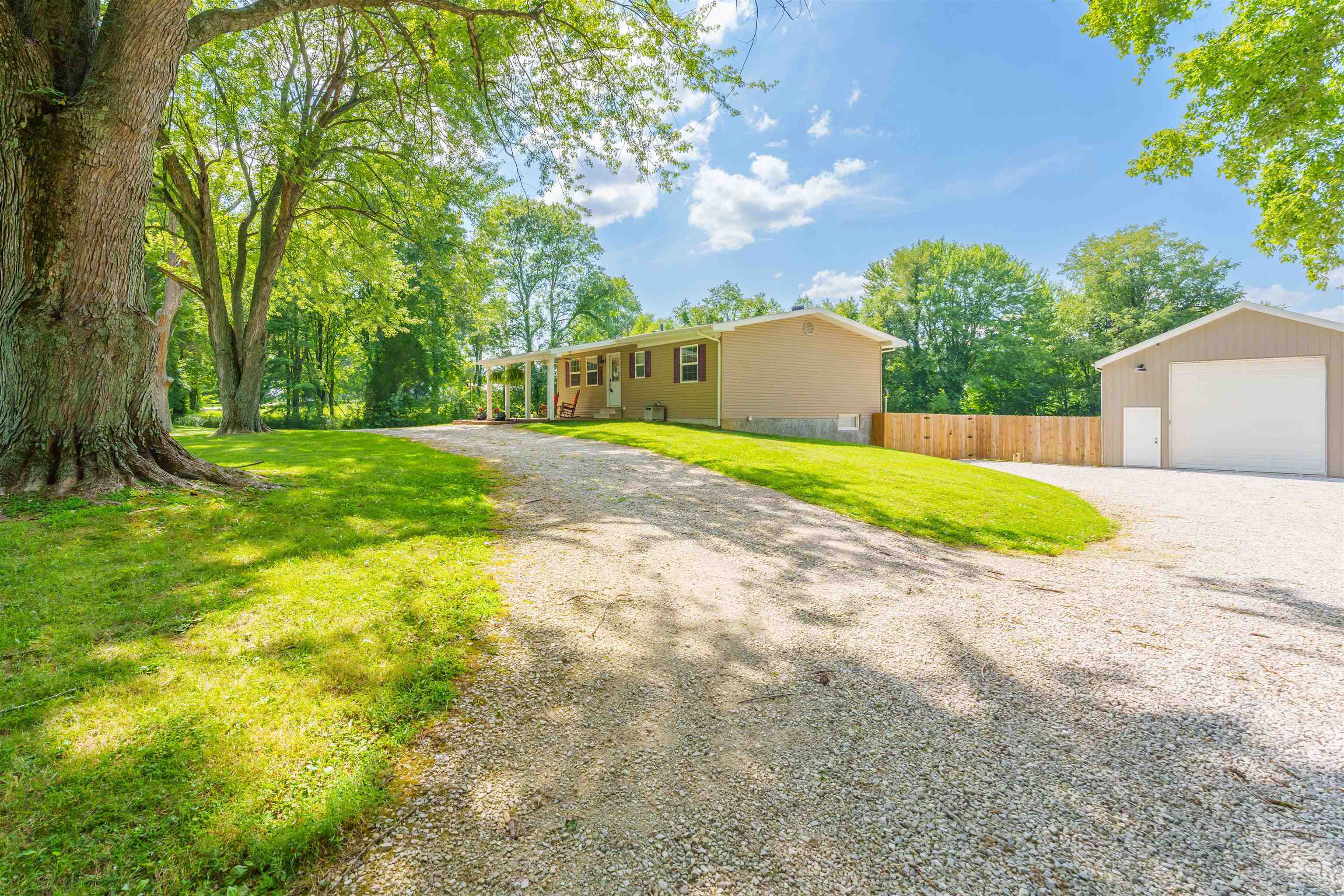 7437 KY 405, Maceo, Kentucky 42355, 3 Bedrooms Bedrooms, ,2 BathroomsBathrooms,Single Family Residence,For Sale,KY 405,90175
