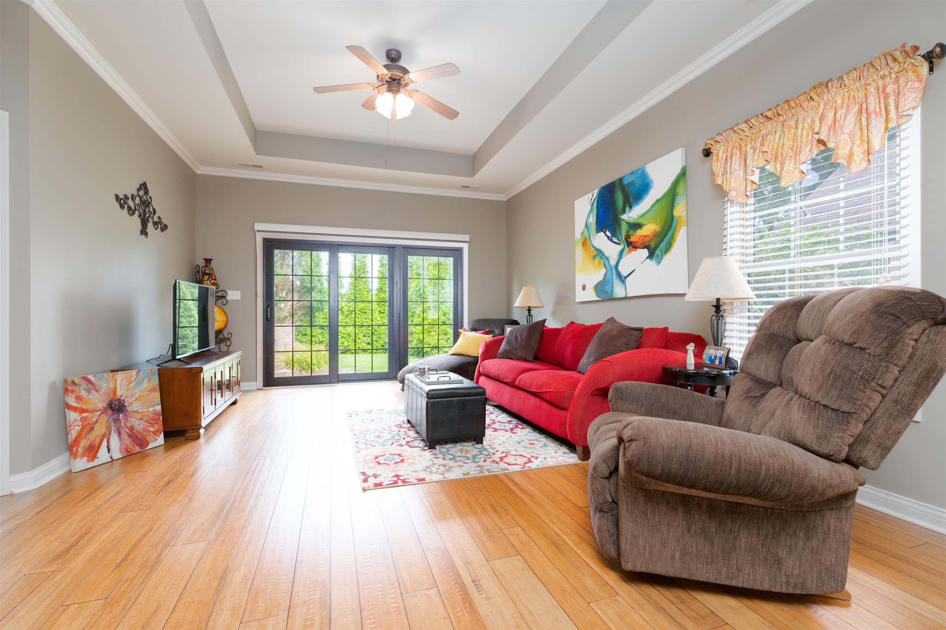 3318 Shadewood Terrace, Owensboro, Kentucky 42303, 3 Bedrooms Bedrooms, ,3 BathroomsBathrooms,Single Family Residence,For Sale,Shadewood Terrace,90179