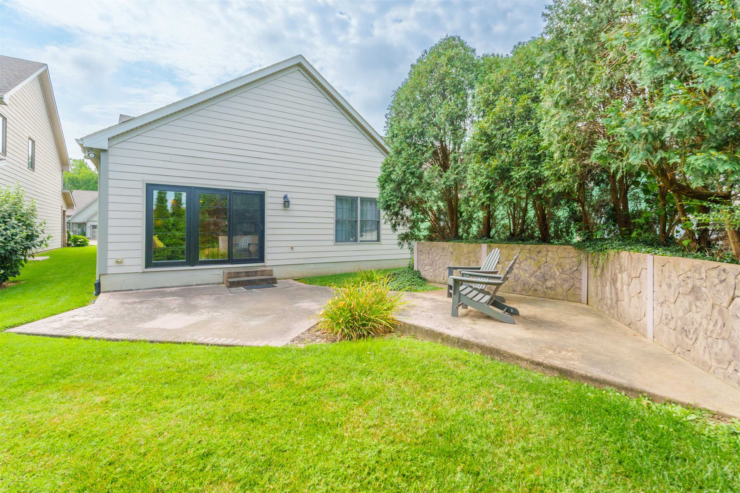 3318 Shadewood Terrace, Owensboro, Kentucky 42303, 3 Bedrooms Bedrooms, ,3 BathroomsBathrooms,Single Family Residence,For Sale,Shadewood Terrace,90179