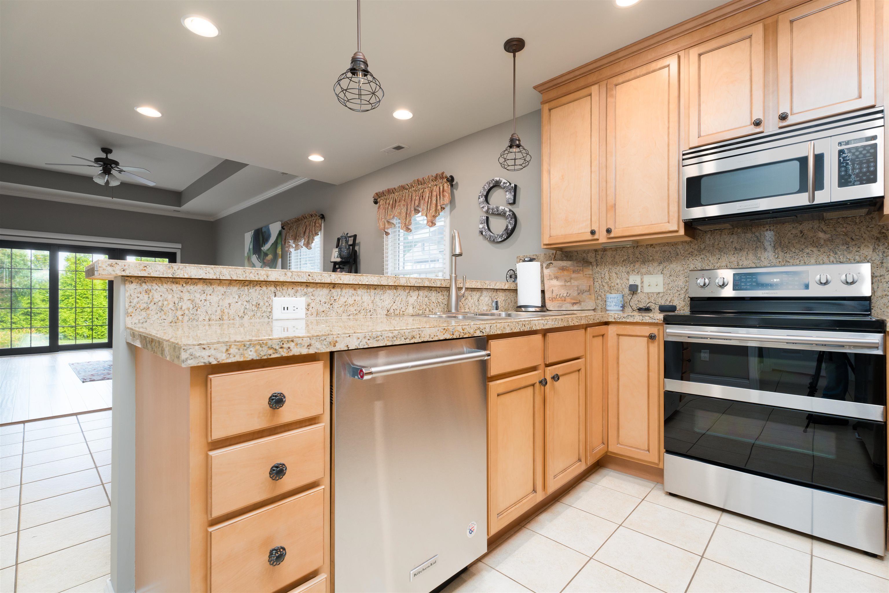 3318 Shadewood Terrace, Owensboro, Kentucky 42303, 3 Bedrooms Bedrooms, ,3 BathroomsBathrooms,Single Family Residence,For Sale,Shadewood Terrace,90179