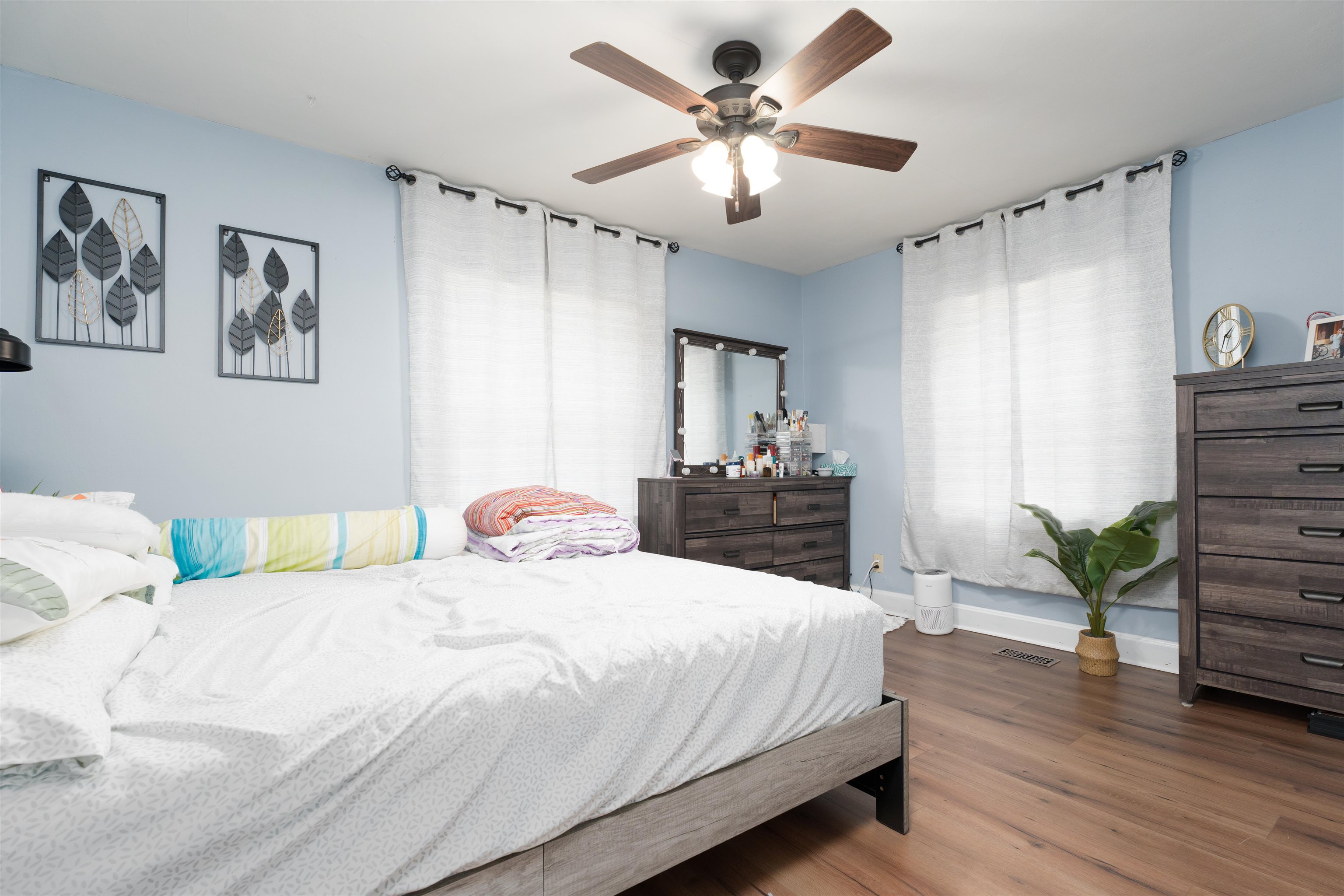 916 21 Street, Owensboro, Kentucky 42303, 2 Bedrooms Bedrooms, ,1 BathroomBathrooms,Single Family Residence,For Sale,21 Street,90185