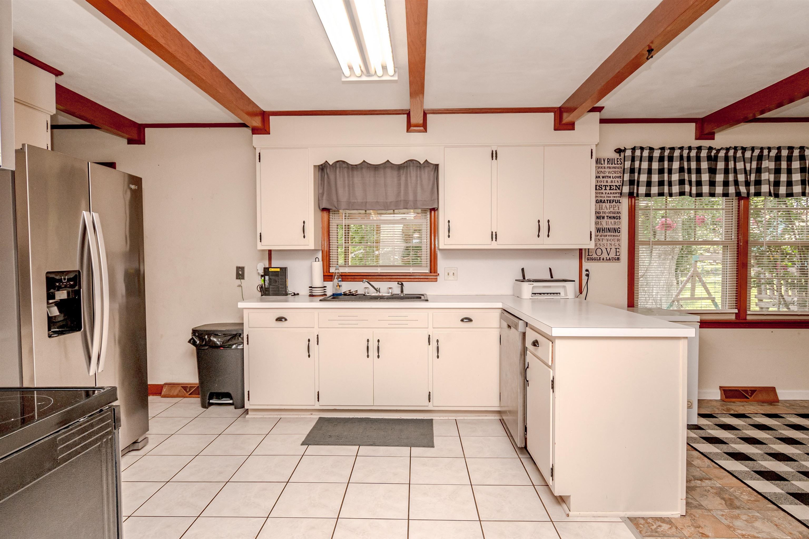 5710 St Rt 54, Philpot, Kentucky 42366, 5 Bedrooms Bedrooms, ,2 BathroomsBathrooms,Single Family Residence,For Sale,St Rt 54,90186