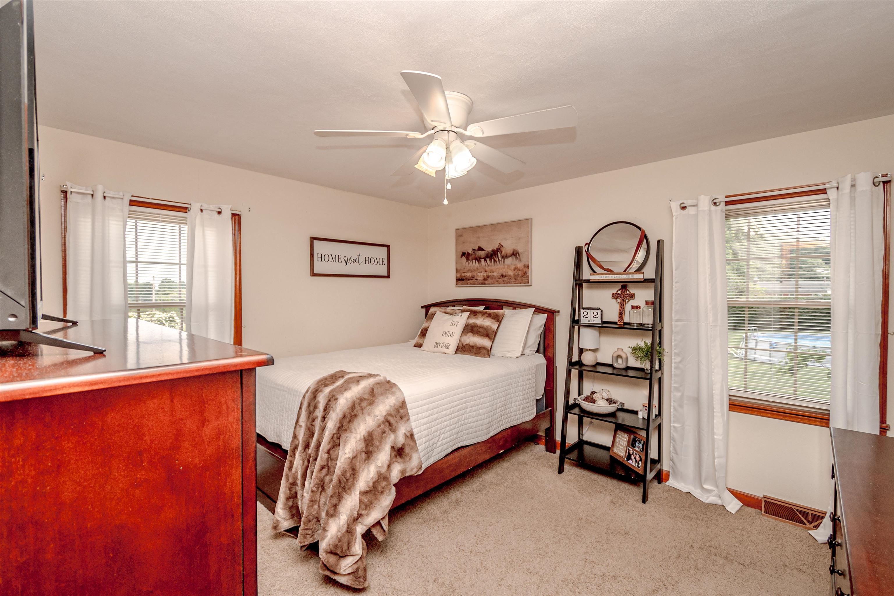5710 St Rt 54, Philpot, Kentucky 42366, 5 Bedrooms Bedrooms, ,2 BathroomsBathrooms,Single Family Residence,For Sale,St Rt 54,90186