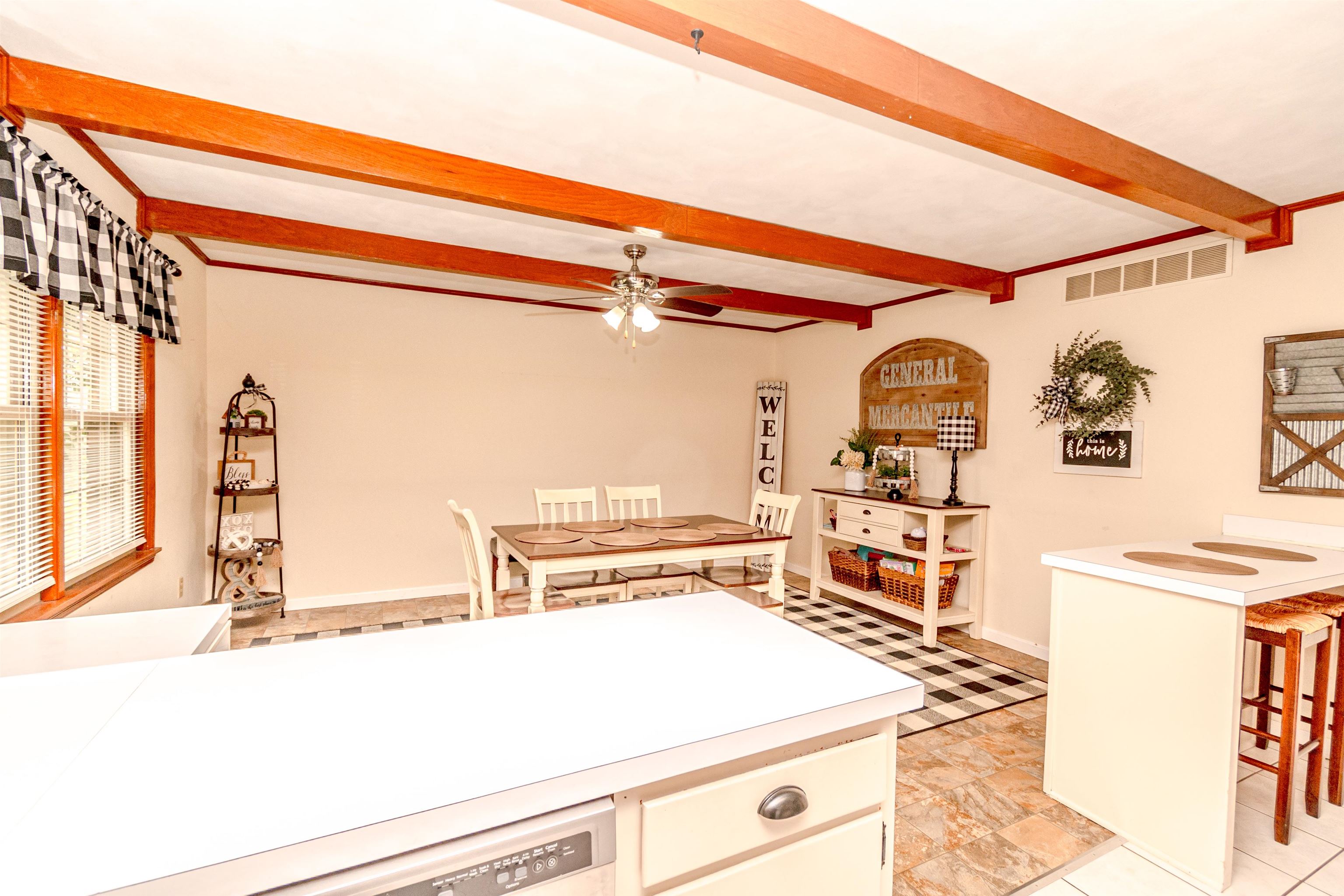 5710 St Rt 54, Philpot, Kentucky 42366, 5 Bedrooms Bedrooms, ,2 BathroomsBathrooms,Single Family Residence,For Sale,St Rt 54,90186