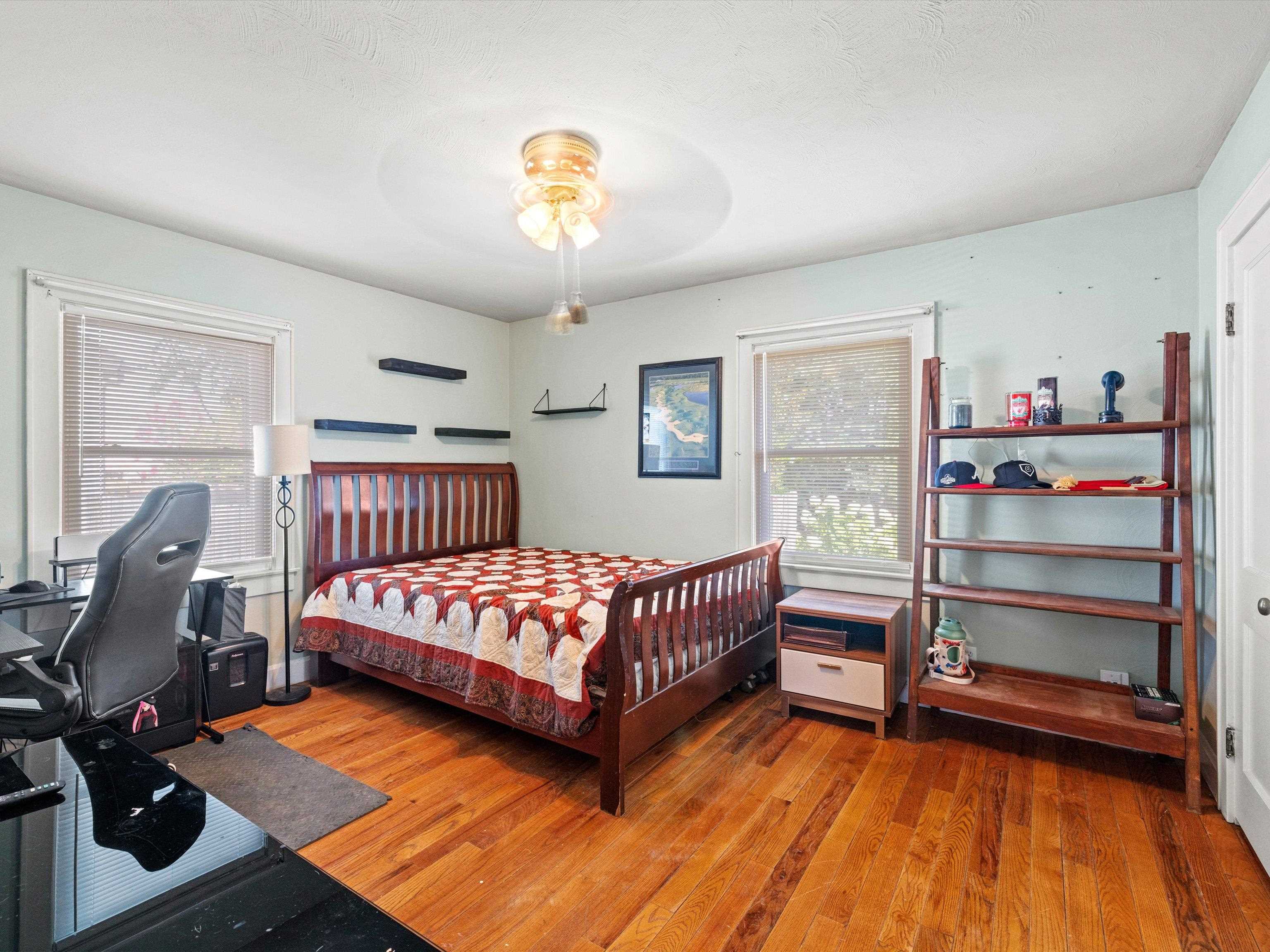 315 24th St., Owensboro, Kentucky 42303, 3 Bedrooms Bedrooms, ,2 BathroomsBathrooms,Single Family Residence,For Sale,24th St.,90188