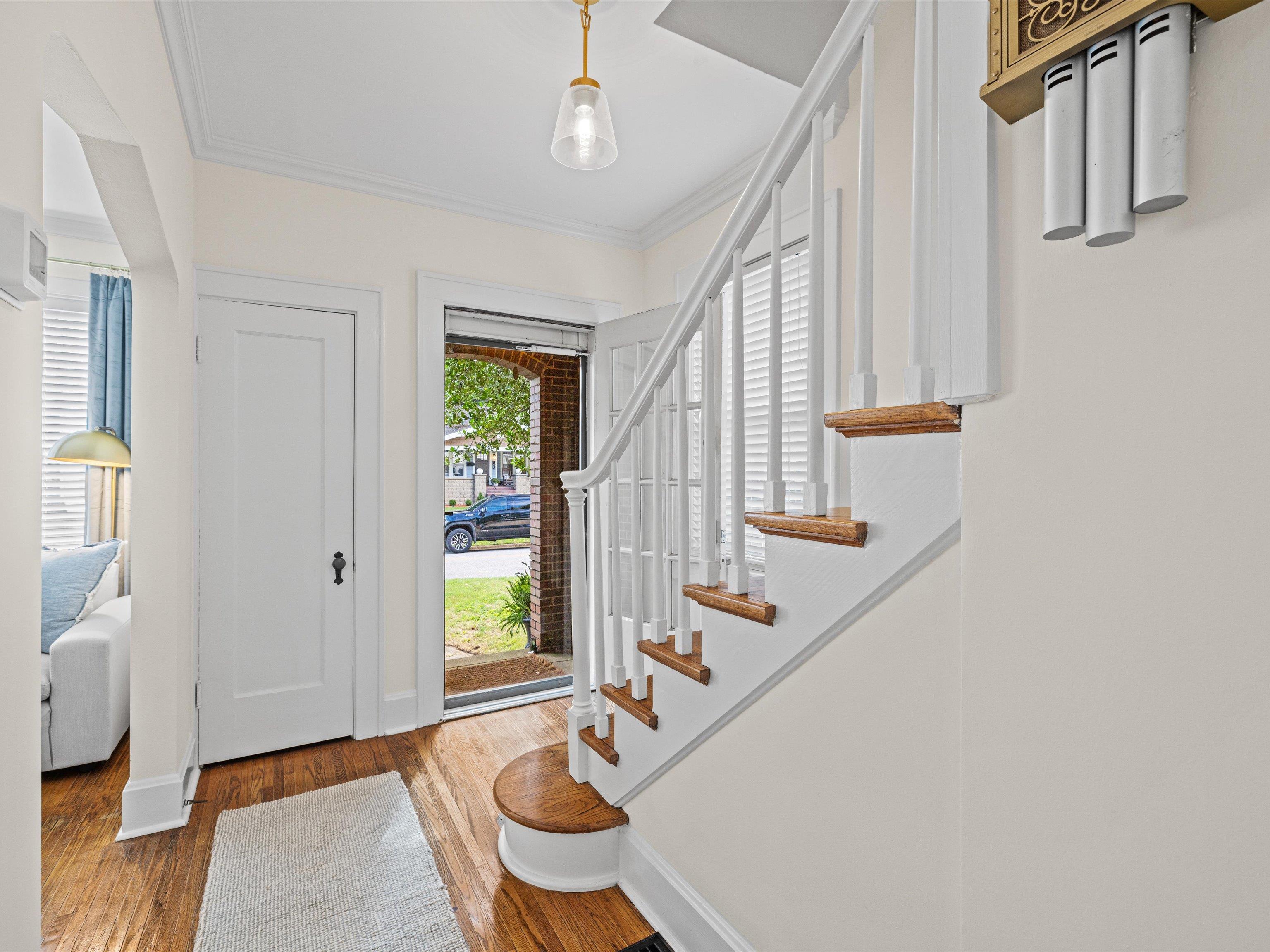 1616 Walnut Street, Owensboro, Kentucky 42301, 3 Bedrooms Bedrooms, ,2 BathroomsBathrooms,Single Family Residence,For Sale,Walnut Street,90192