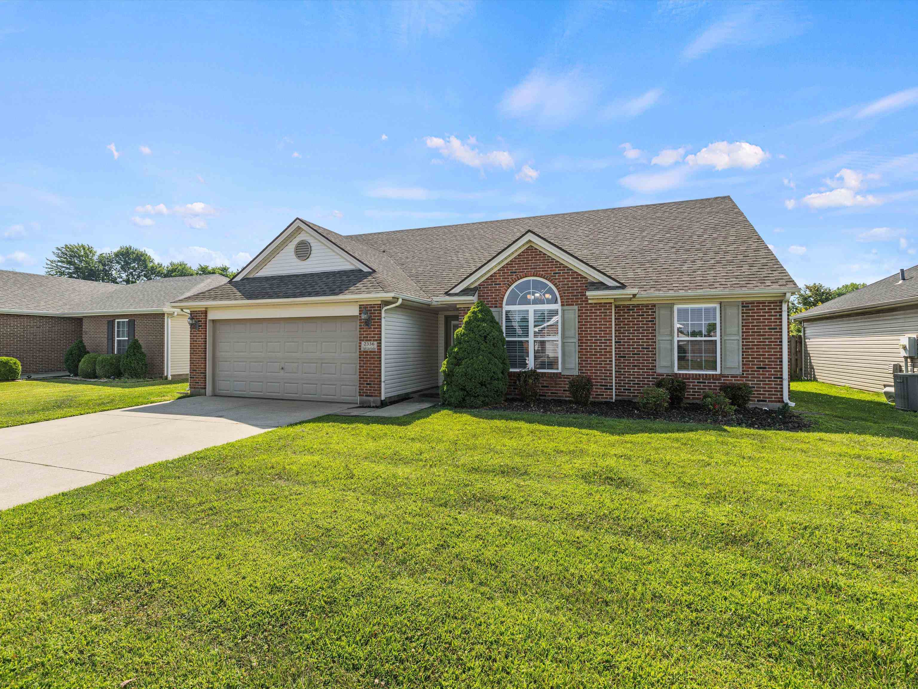 2336 Trails Lake Garden, Owensboro, Kentucky 42303, 3 Bedrooms Bedrooms, ,2 BathroomsBathrooms,Single Family Residence,For Sale,Trails Lake Garden,90194