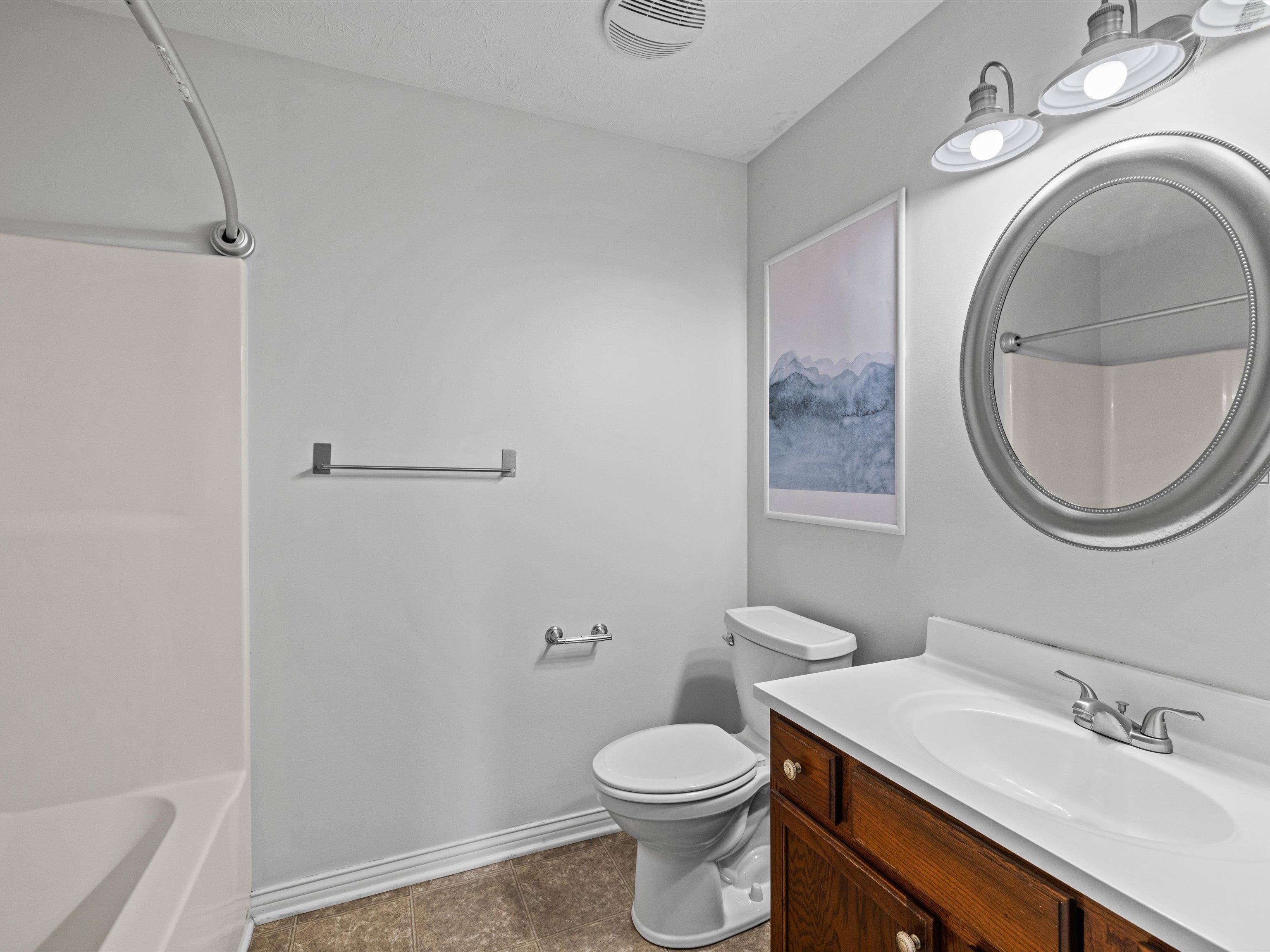 2336 Trails Lake Garden, Owensboro, Kentucky 42303, 3 Bedrooms Bedrooms, ,2 BathroomsBathrooms,Single Family Residence,For Sale,Trails Lake Garden,90194