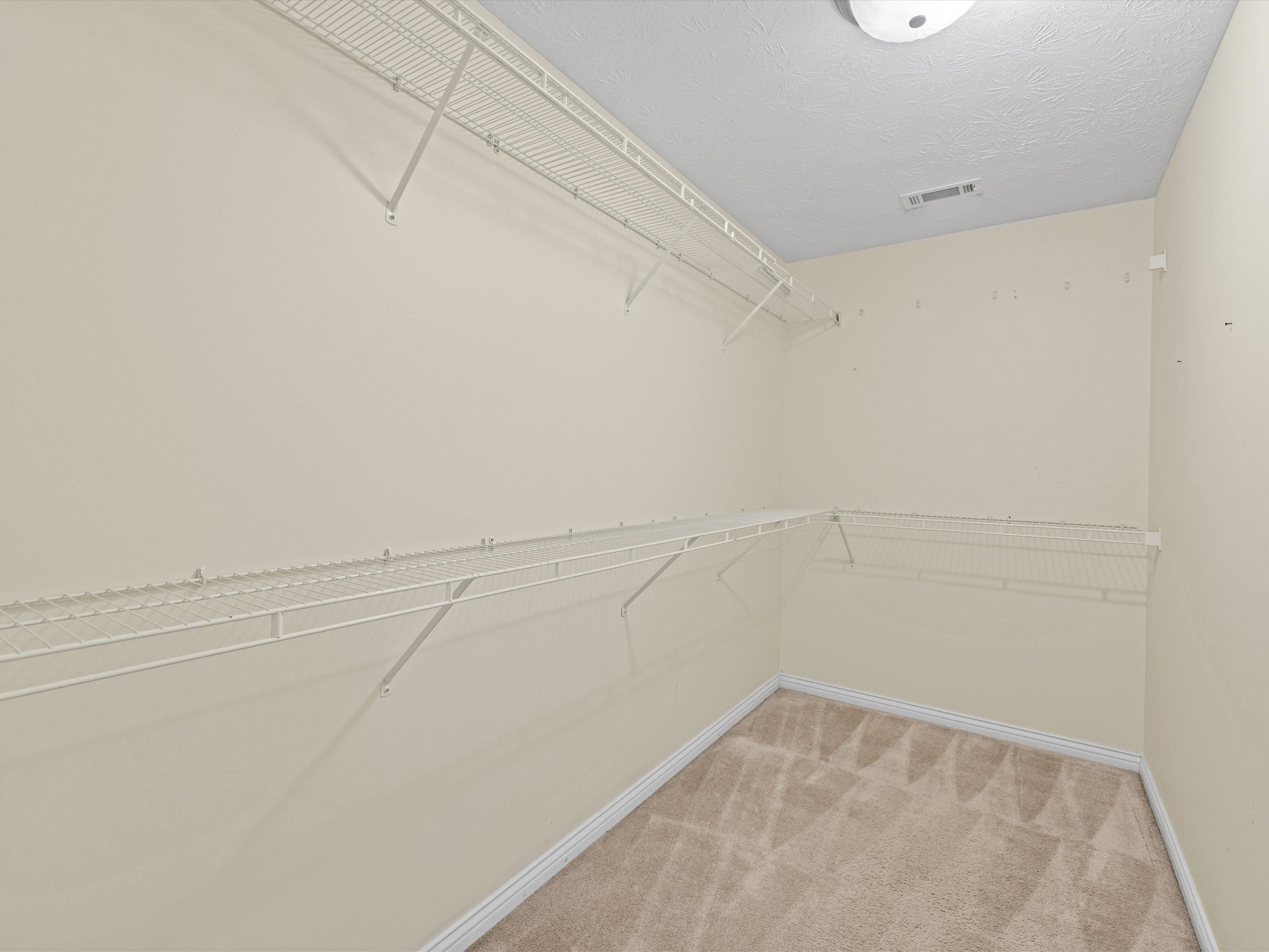 2336 Trails Lake Garden, Owensboro, Kentucky 42303, 3 Bedrooms Bedrooms, ,2 BathroomsBathrooms,Single Family Residence,For Sale,Trails Lake Garden,90194