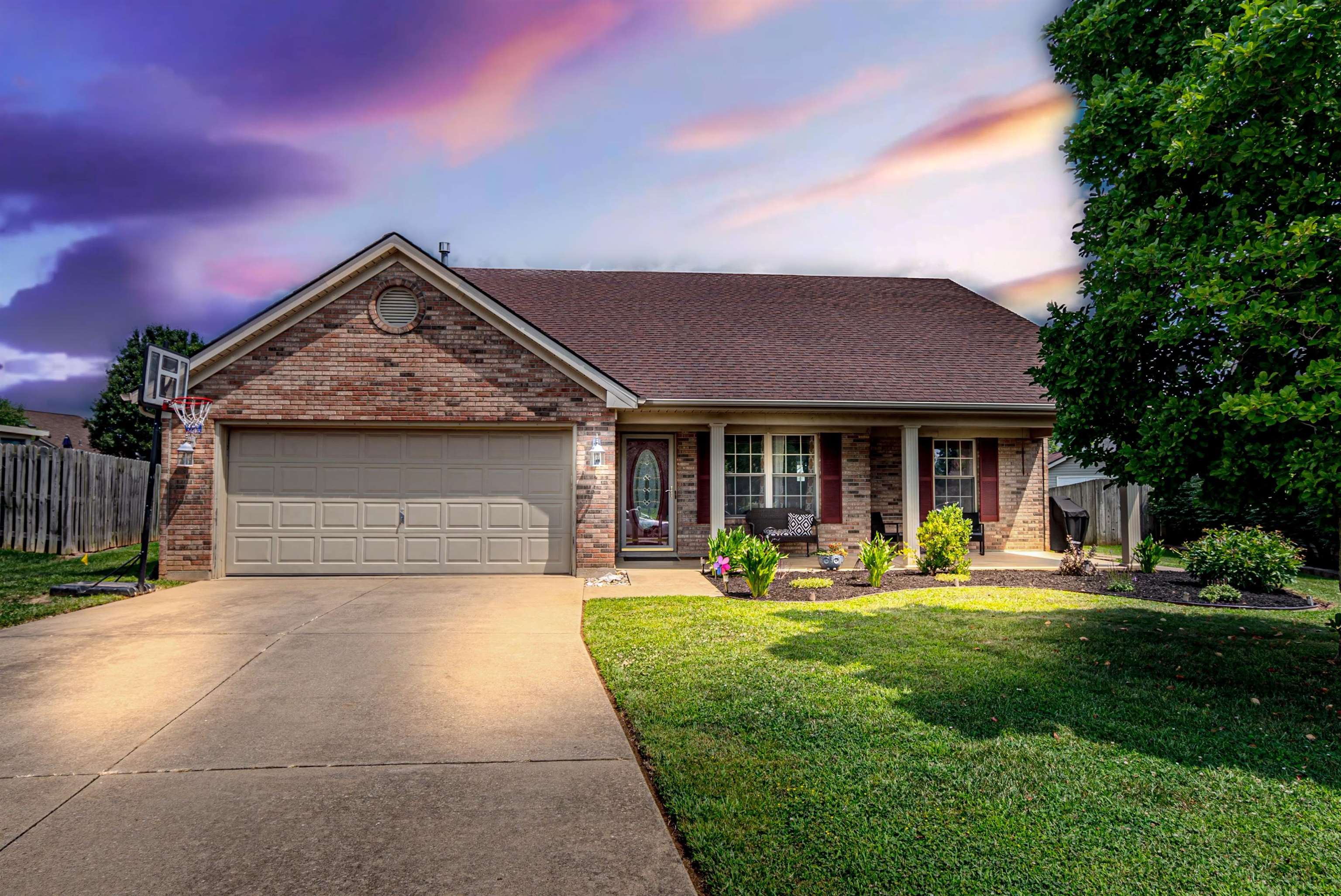 3068 Stirrup Loop, Owensboro, Kentucky 42303, 3 Bedrooms Bedrooms, ,2 BathroomsBathrooms,Single Family Residence,For Sale,Stirrup Loop,90199