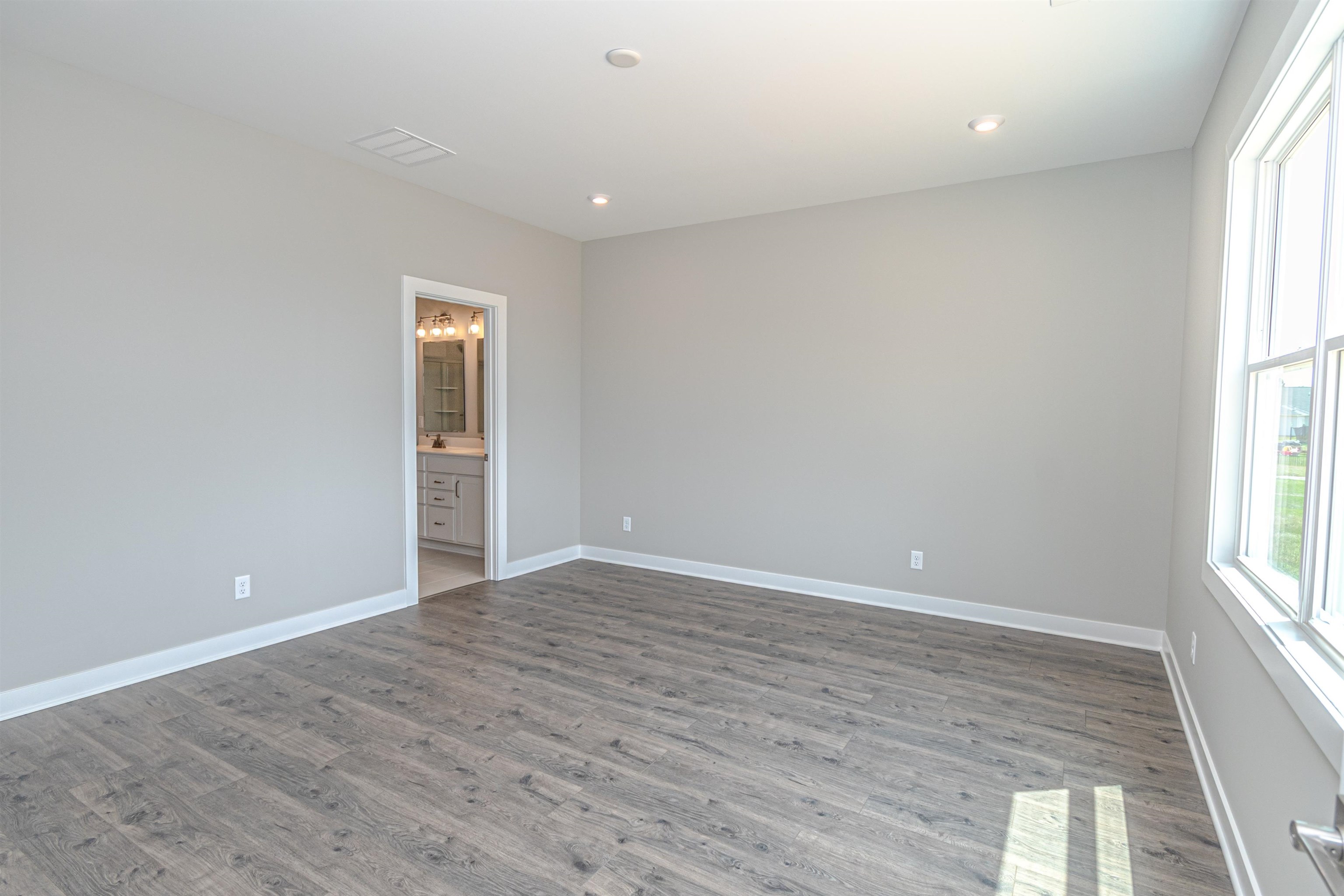 908 Onyx Ln., Owensboro, Kentucky 42301, 4 Bedrooms Bedrooms, ,2 BathroomsBathrooms,Single Family Residence,For Sale,Onyx Ln.,90201