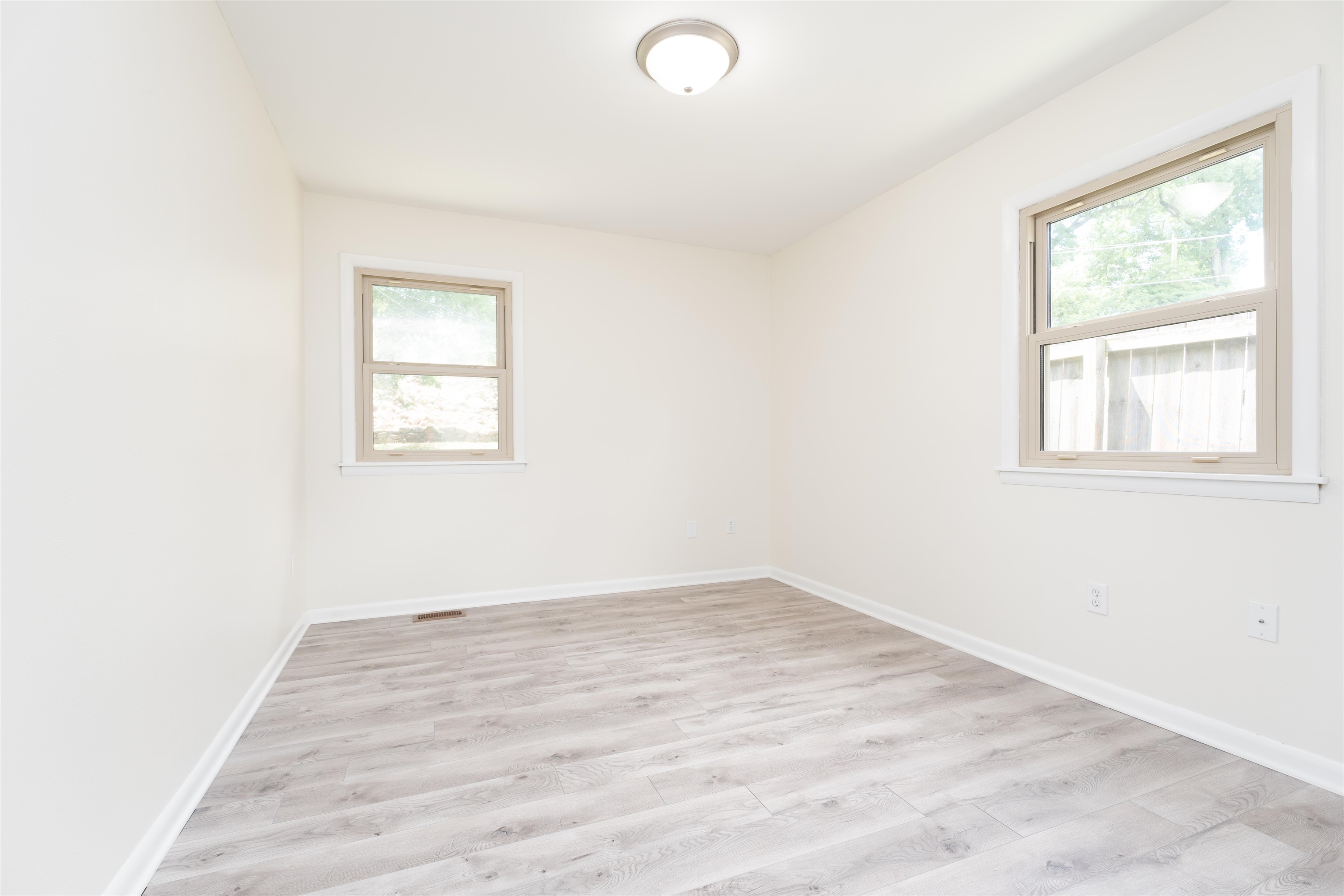 2638 Epworth Lane, Owensboro, Kentucky 42303, 3 Bedrooms Bedrooms, ,1 BathroomBathrooms,Single Family Residence,For Sale,Epworth Lane,90202