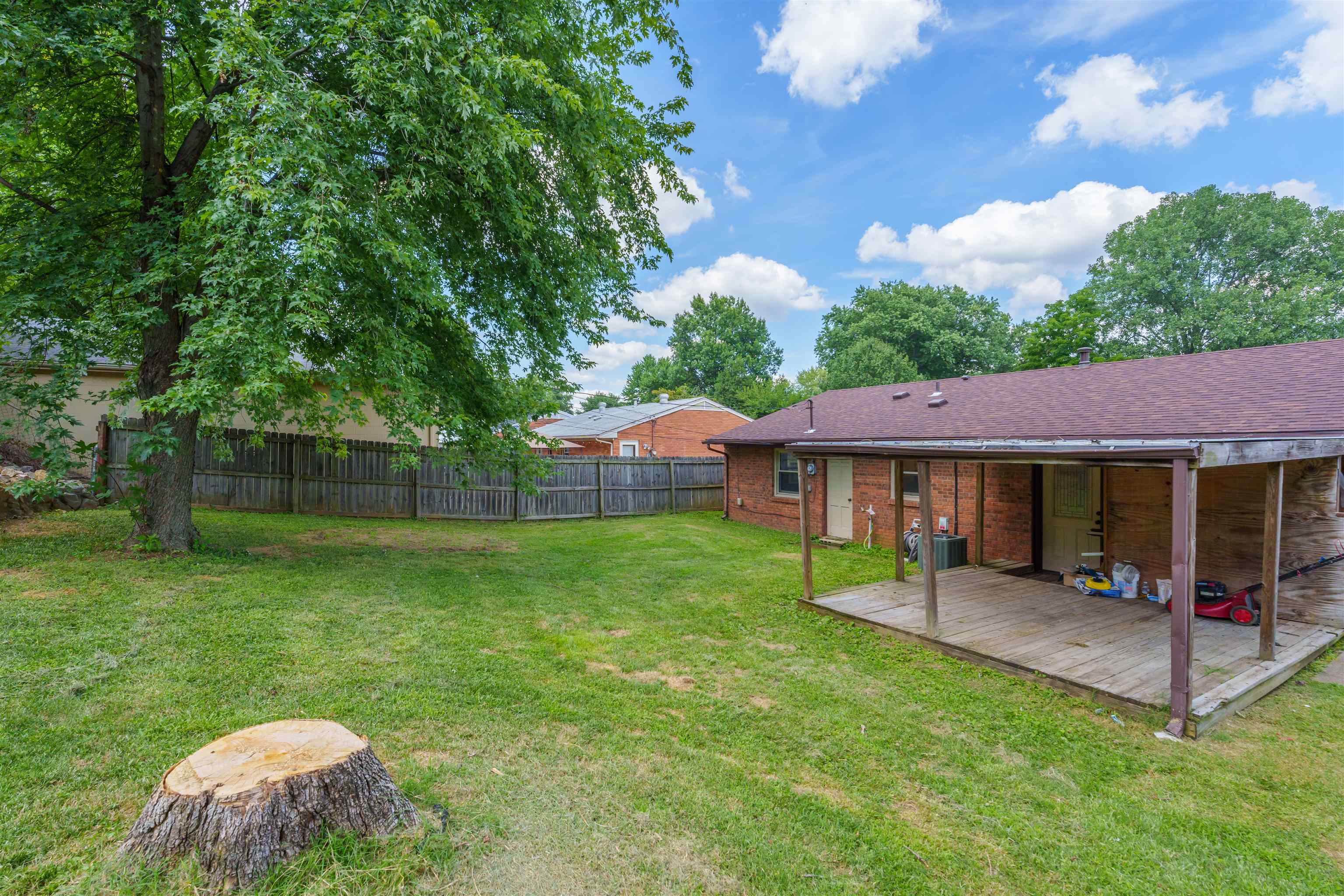 2638 Epworth Lane, Owensboro, Kentucky 42303, 3 Bedrooms Bedrooms, ,1 BathroomBathrooms,Single Family Residence,For Sale,Epworth Lane,90202