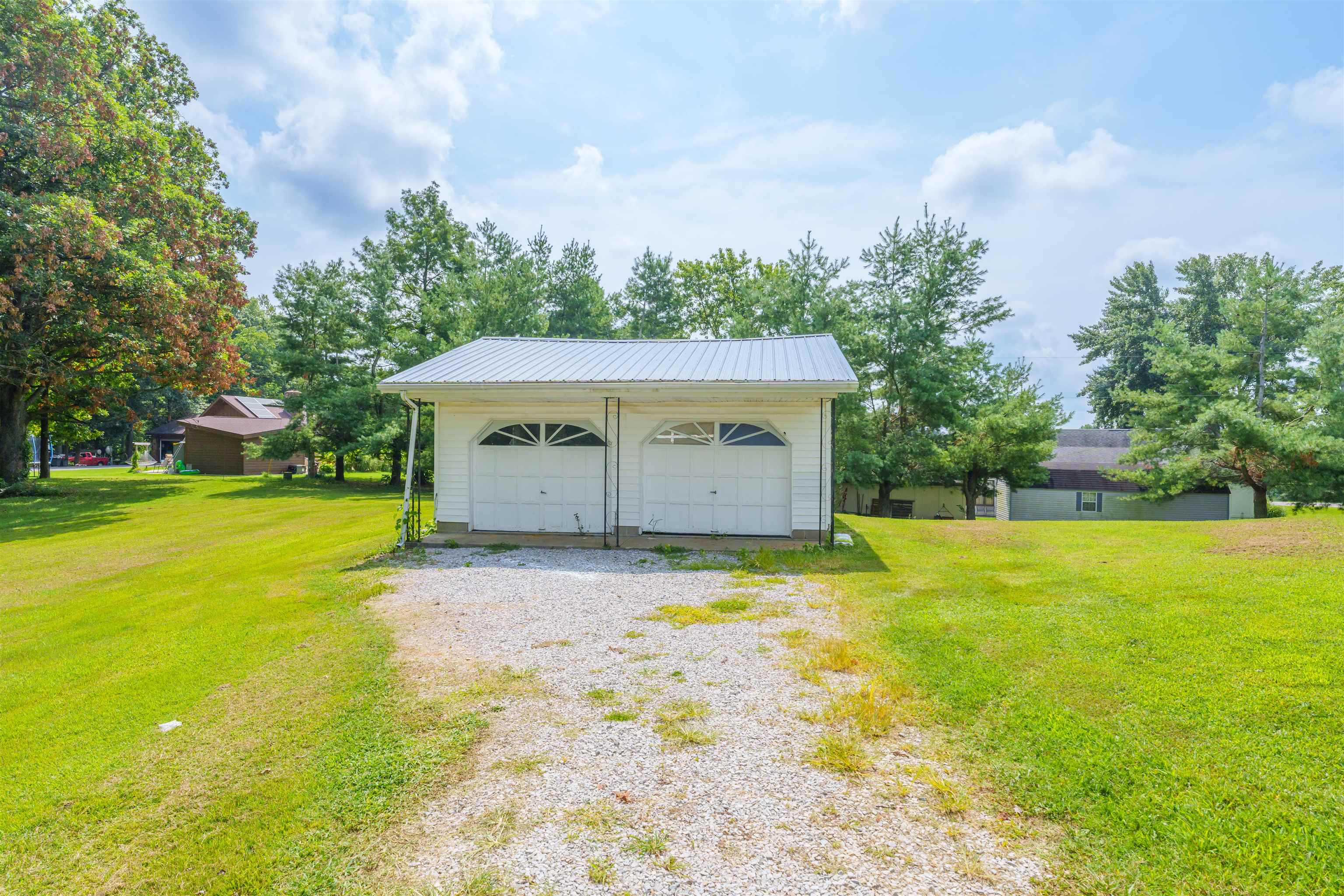 200 JW Bailey Rd., Calhoun, Kentucky 42327, 3 Bedrooms Bedrooms, ,2 BathroomsBathrooms,Single Family Residence,For Sale,JW Bailey Rd.,90204