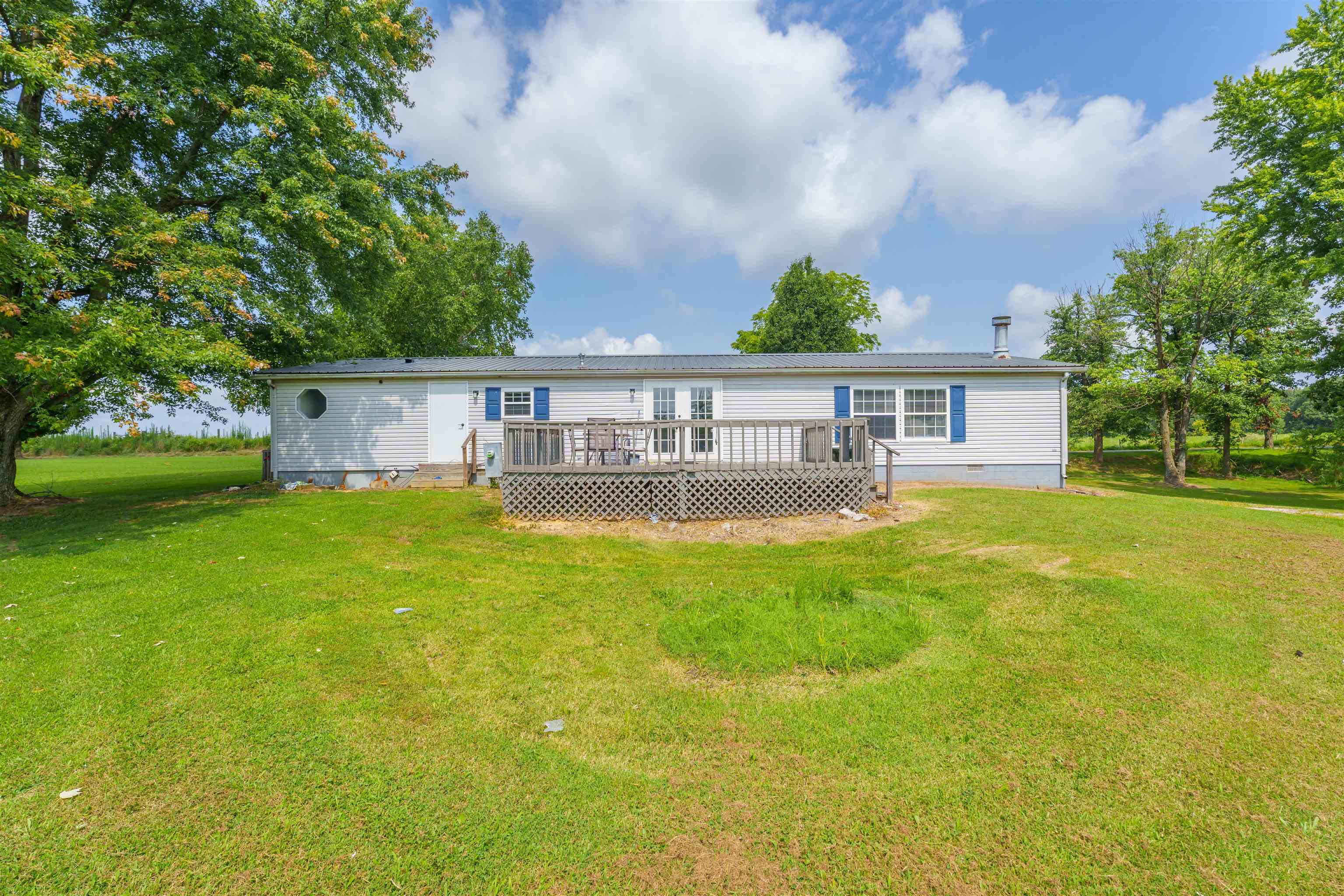 200 JW Bailey Rd., Calhoun, Kentucky 42327, 3 Bedrooms Bedrooms, ,2 BathroomsBathrooms,Single Family Residence,For Sale,JW Bailey Rd.,90204