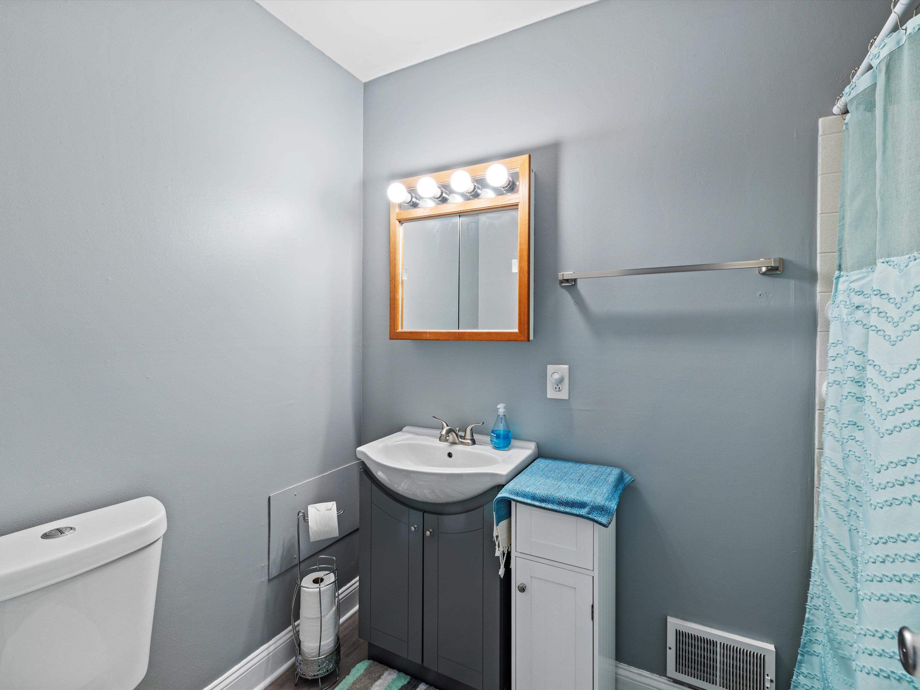 3114 Queens Way, Owensboro, Kentucky 42301, 3 Bedrooms Bedrooms, ,2 BathroomsBathrooms,Single Family Residence,For Sale,Queens Way,90207