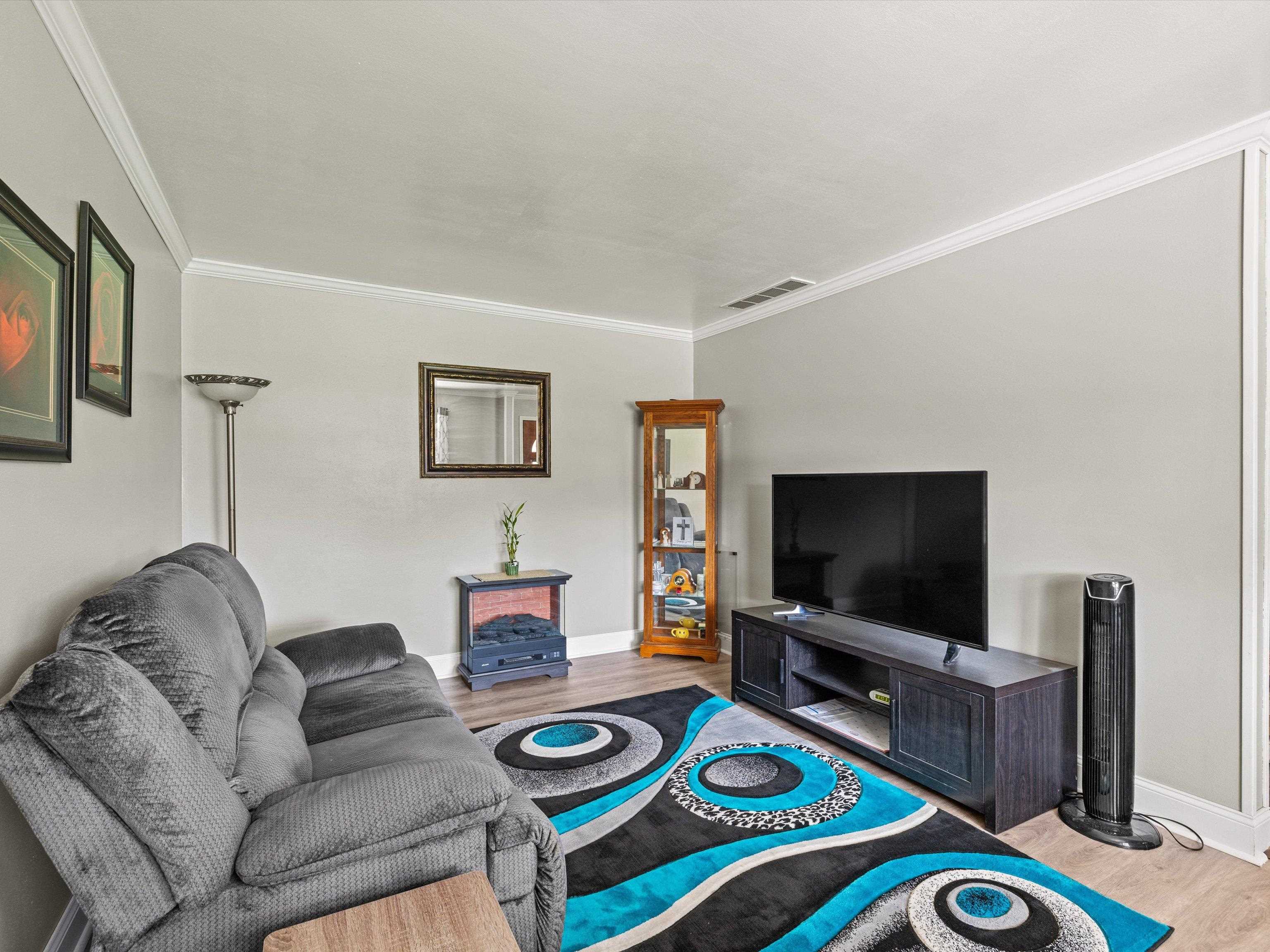 3114 Queens Way, Owensboro, Kentucky 42301, 3 Bedrooms Bedrooms, ,2 BathroomsBathrooms,Single Family Residence,For Sale,Queens Way,90207