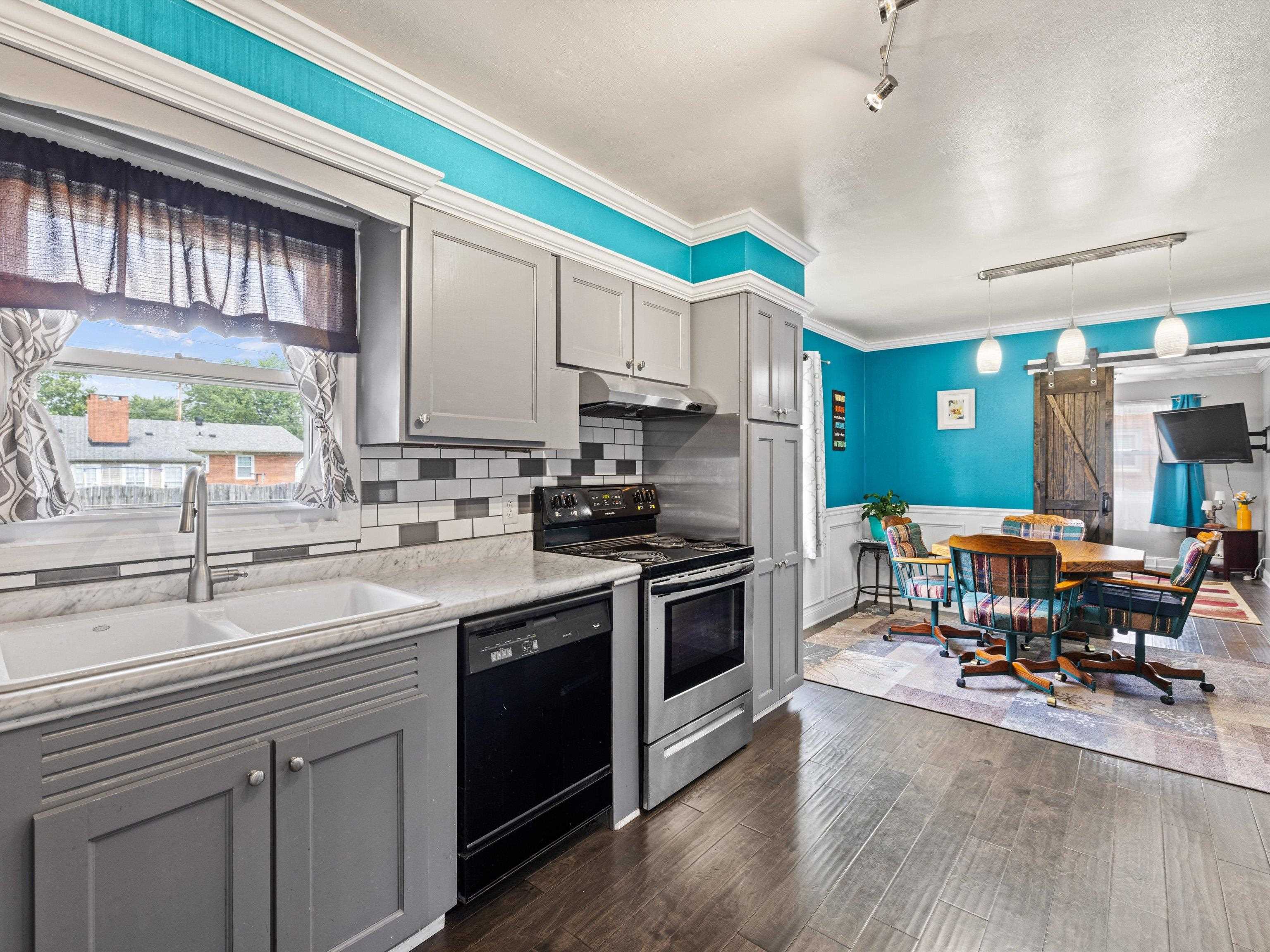 3114 Queens Way, Owensboro, Kentucky 42301, 3 Bedrooms Bedrooms, ,2 BathroomsBathrooms,Single Family Residence,For Sale,Queens Way,90207