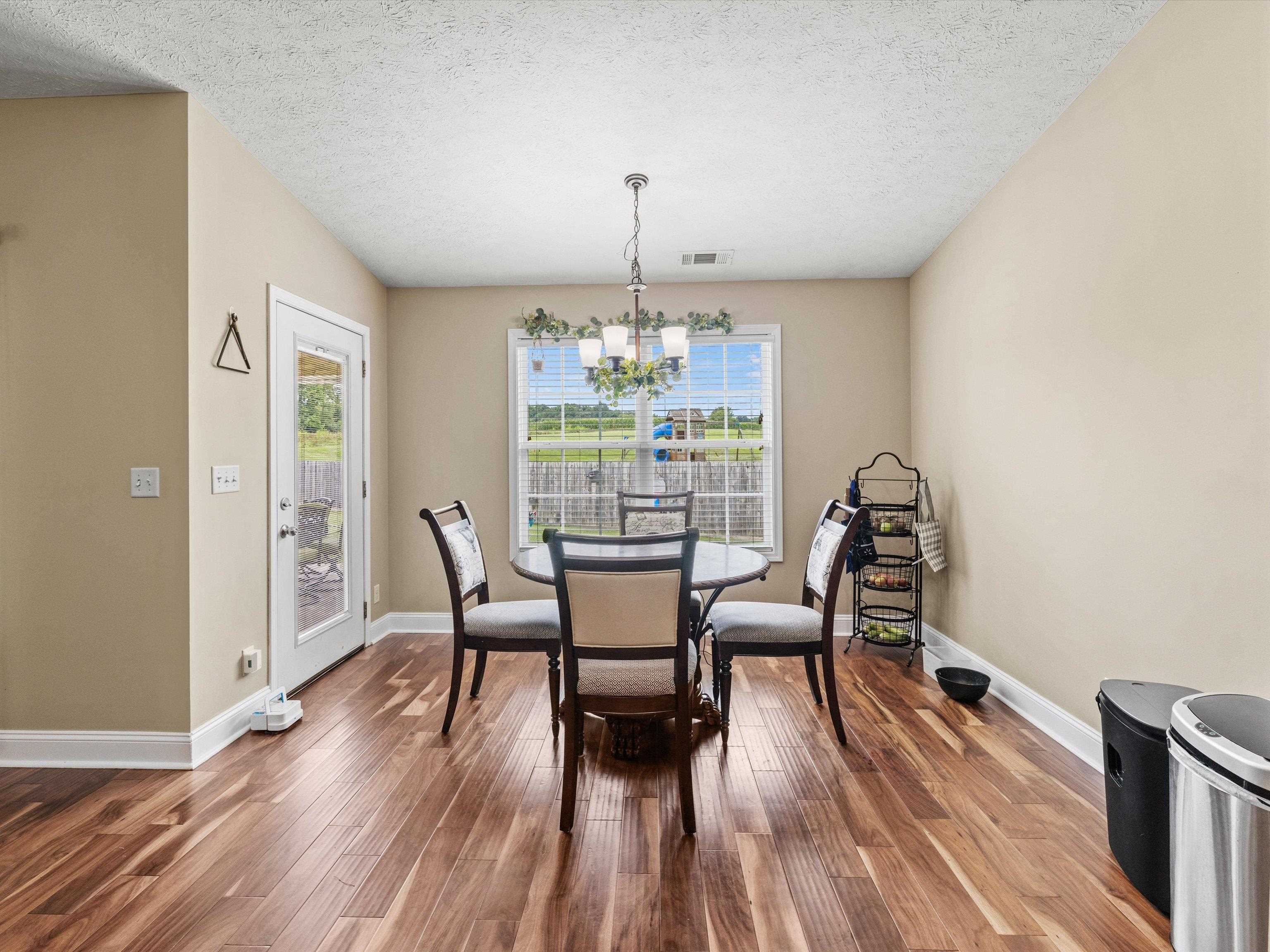 472 Camden Circle, Owensboro, Kentucky 42301, 3 Bedrooms Bedrooms, ,2 BathroomsBathrooms,Single Family Residence,For Sale,Camden Circle,90208