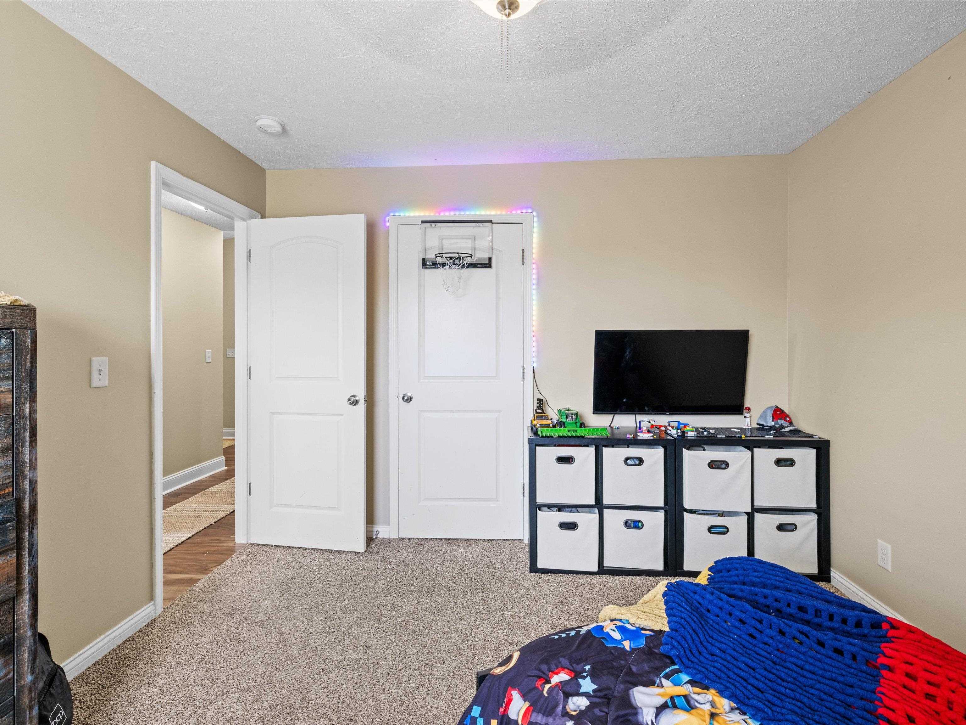 472 Camden Circle, Owensboro, Kentucky 42301, 3 Bedrooms Bedrooms, ,2 BathroomsBathrooms,Single Family Residence,For Sale,Camden Circle,90208