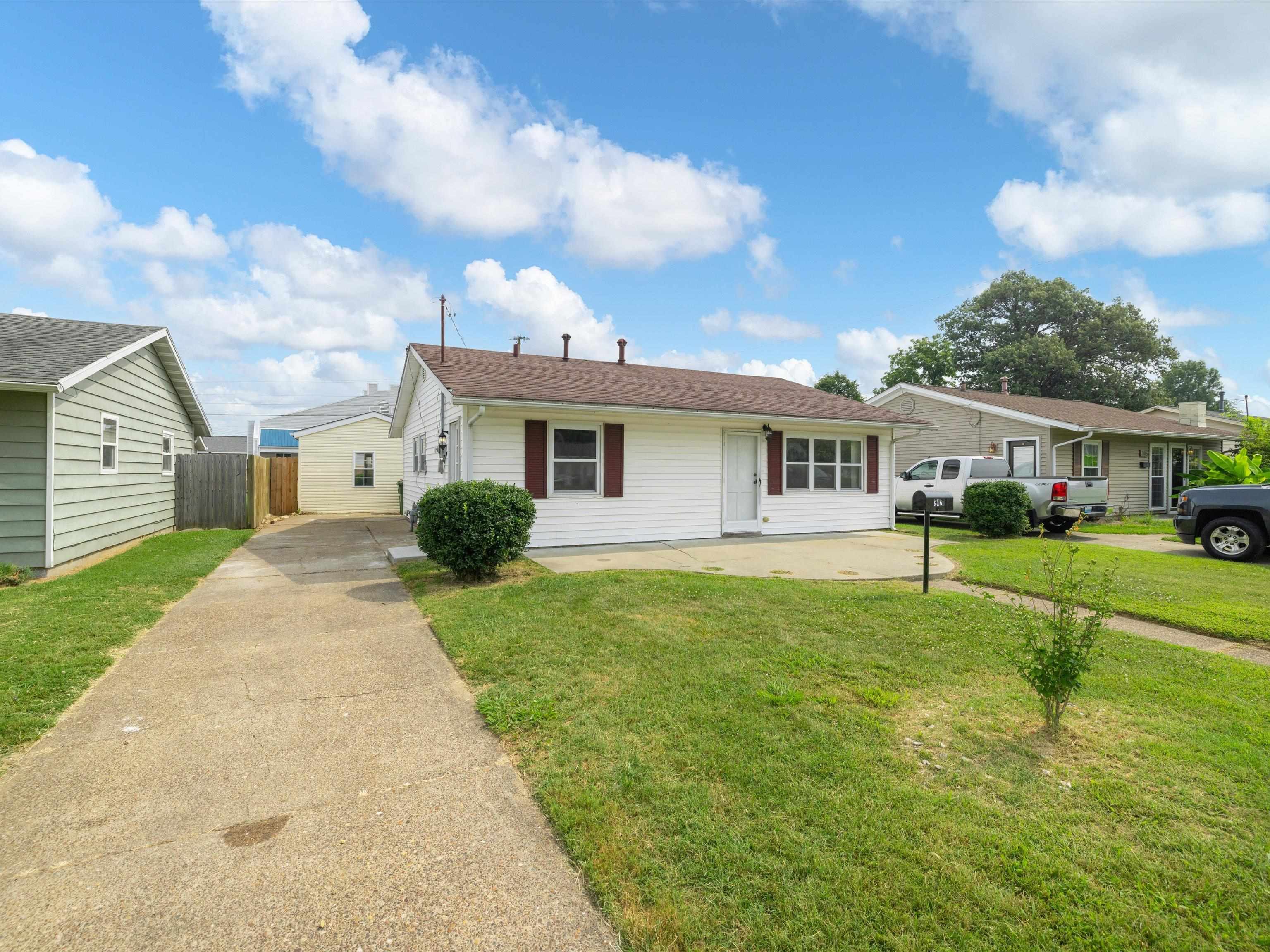 3021 Ridgewood St., Owensboro, Kentucky 42301, 3 Bedrooms Bedrooms, ,1 BathroomBathrooms,Single Family Residence,For Sale,Ridgewood St.,90212