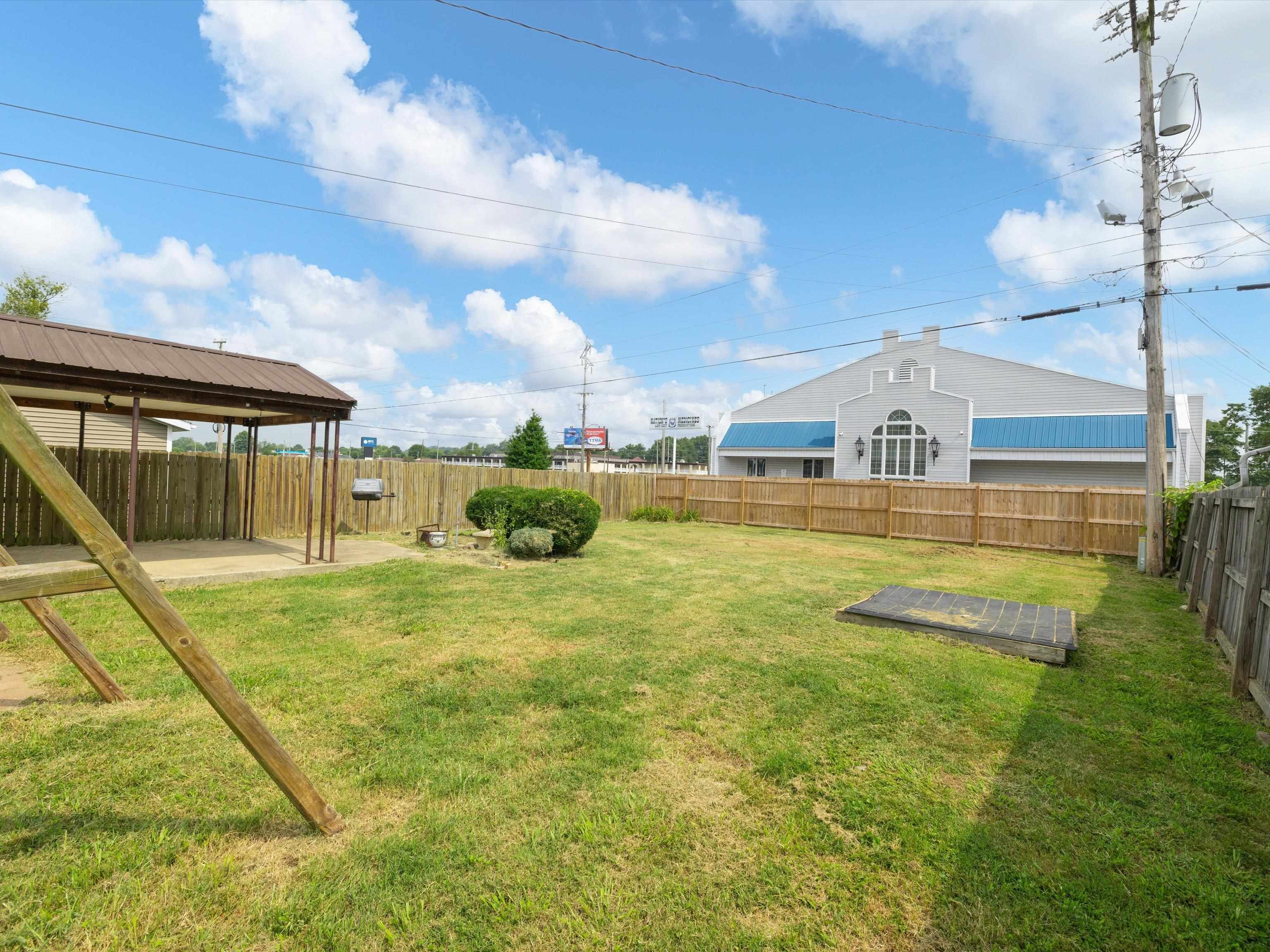 3021 Ridgewood St., Owensboro, Kentucky 42301, 3 Bedrooms Bedrooms, ,1 BathroomBathrooms,Single Family Residence,For Sale,Ridgewood St.,90212