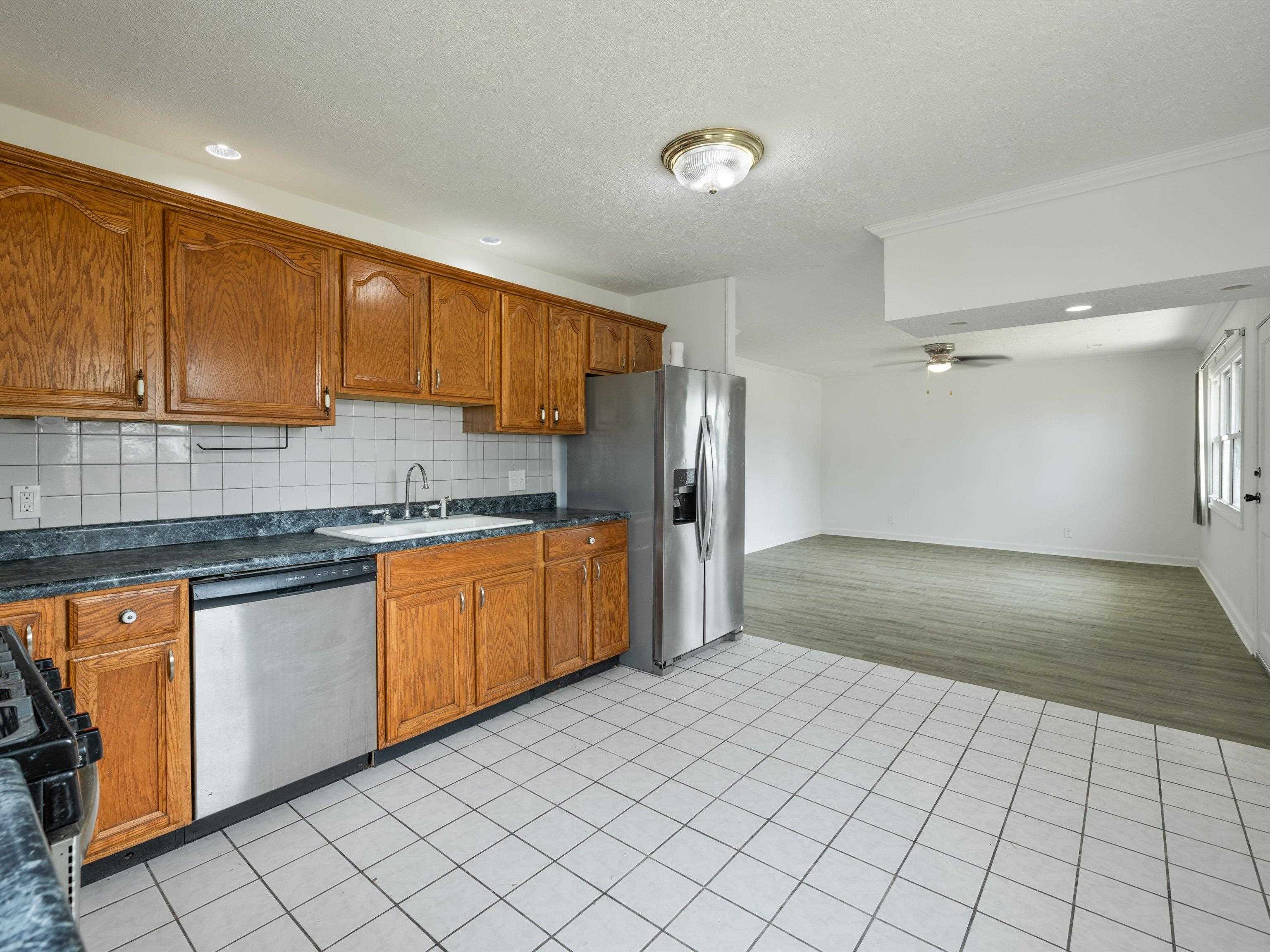 3021 Ridgewood St., Owensboro, Kentucky 42301, 3 Bedrooms Bedrooms, ,1 BathroomBathrooms,Single Family Residence,For Sale,Ridgewood St.,90212