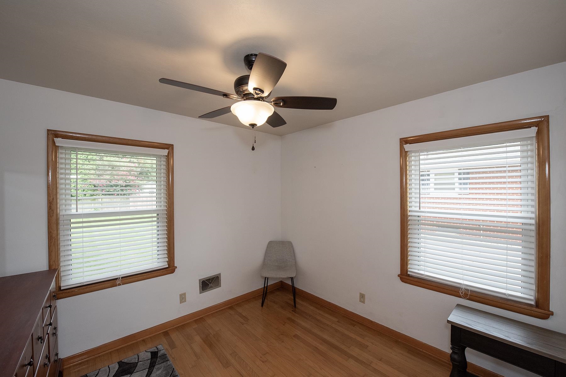 824 Charles Scott Drive, Owensboro, Kentucky 42303, 3 Bedrooms Bedrooms, ,1 BathroomBathrooms,Ranch,For Sale,Charles Scott Drive,90216