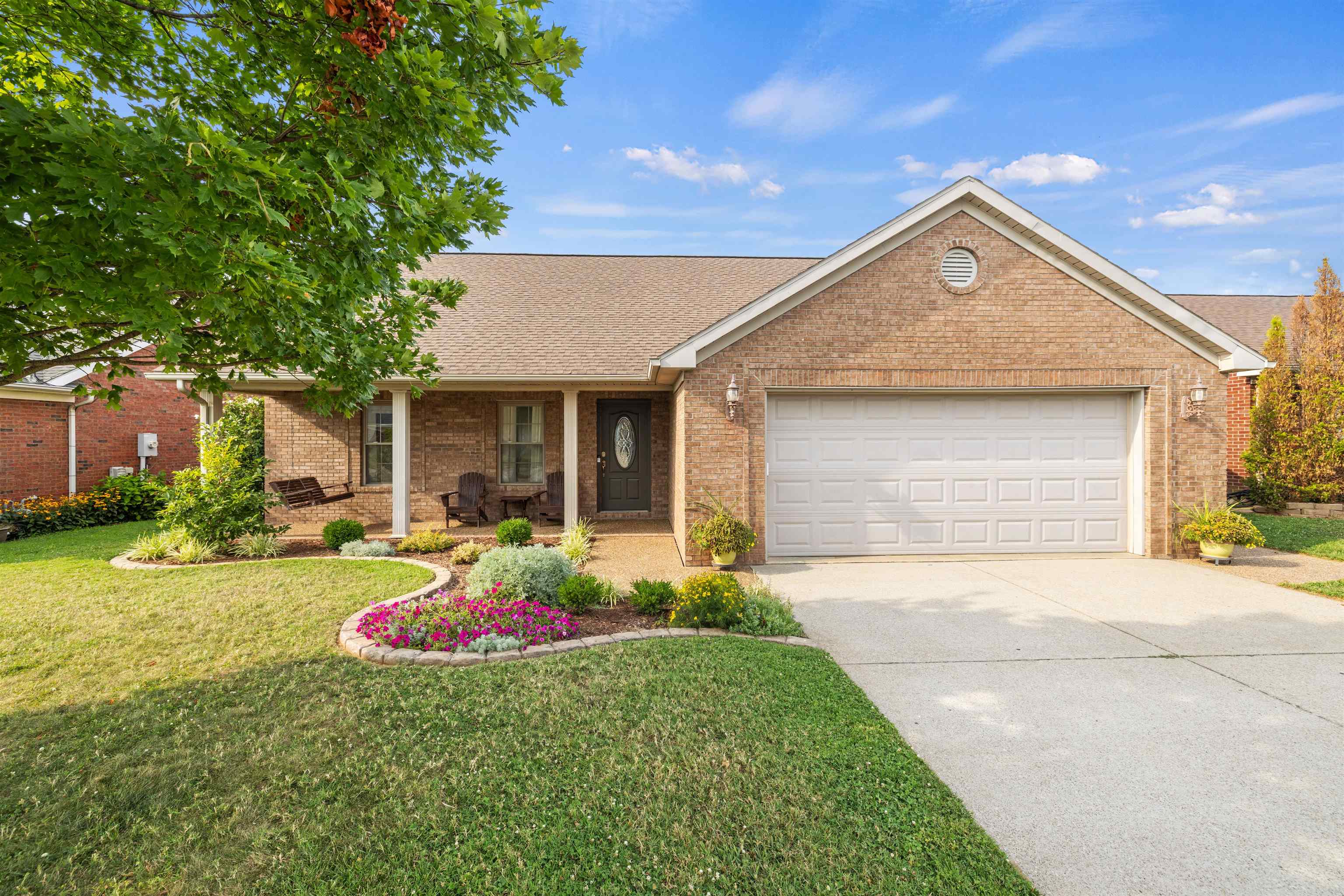 5365 Meadow Run, Owensboro, Kentucky 42301, 3 Bedrooms Bedrooms, ,2 BathroomsBathrooms,Ranch,For Sale,Meadow Run,90218