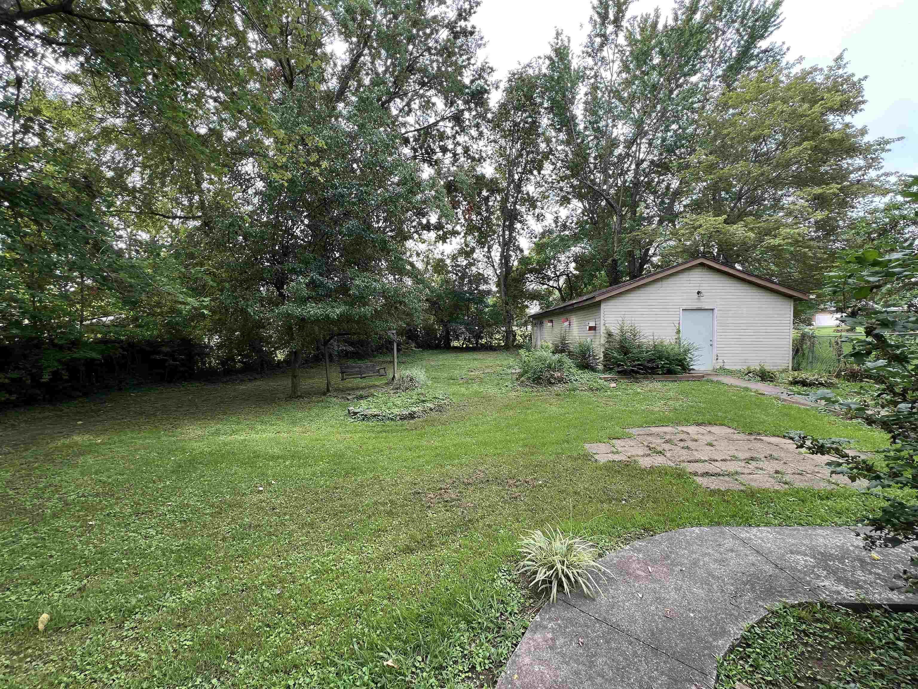 207 Allison Street, Greenville, Kentucky 42345, 2 Bedrooms Bedrooms, ,2 BathroomsBathrooms,Single Family Residence,For Sale,Allison Street,90221