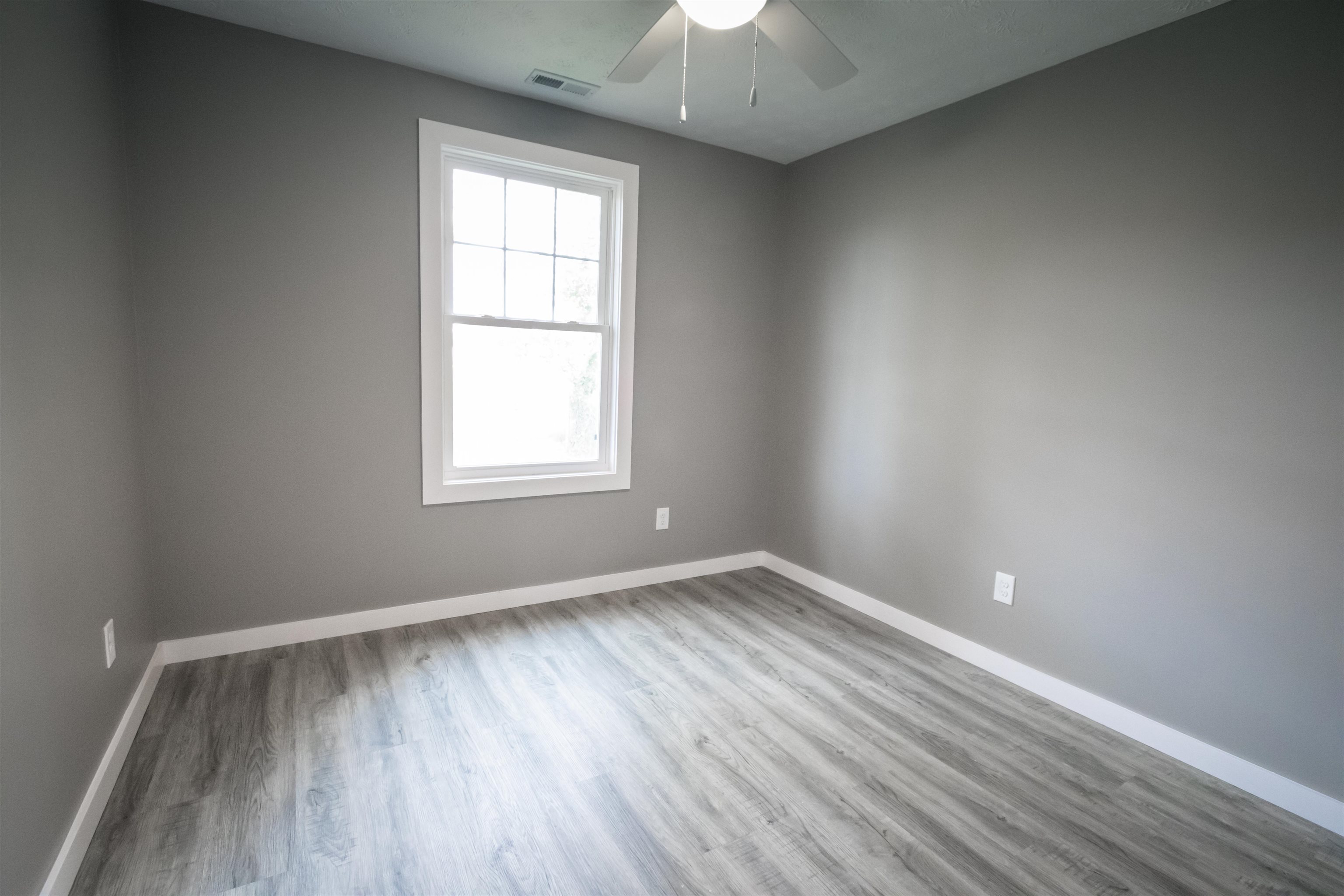 1019 Jackson St, Owensboro, Kentucky 42303, 3 Bedrooms Bedrooms, ,1 BathroomBathrooms,Single Family Residence,For Sale,Jackson St,90225