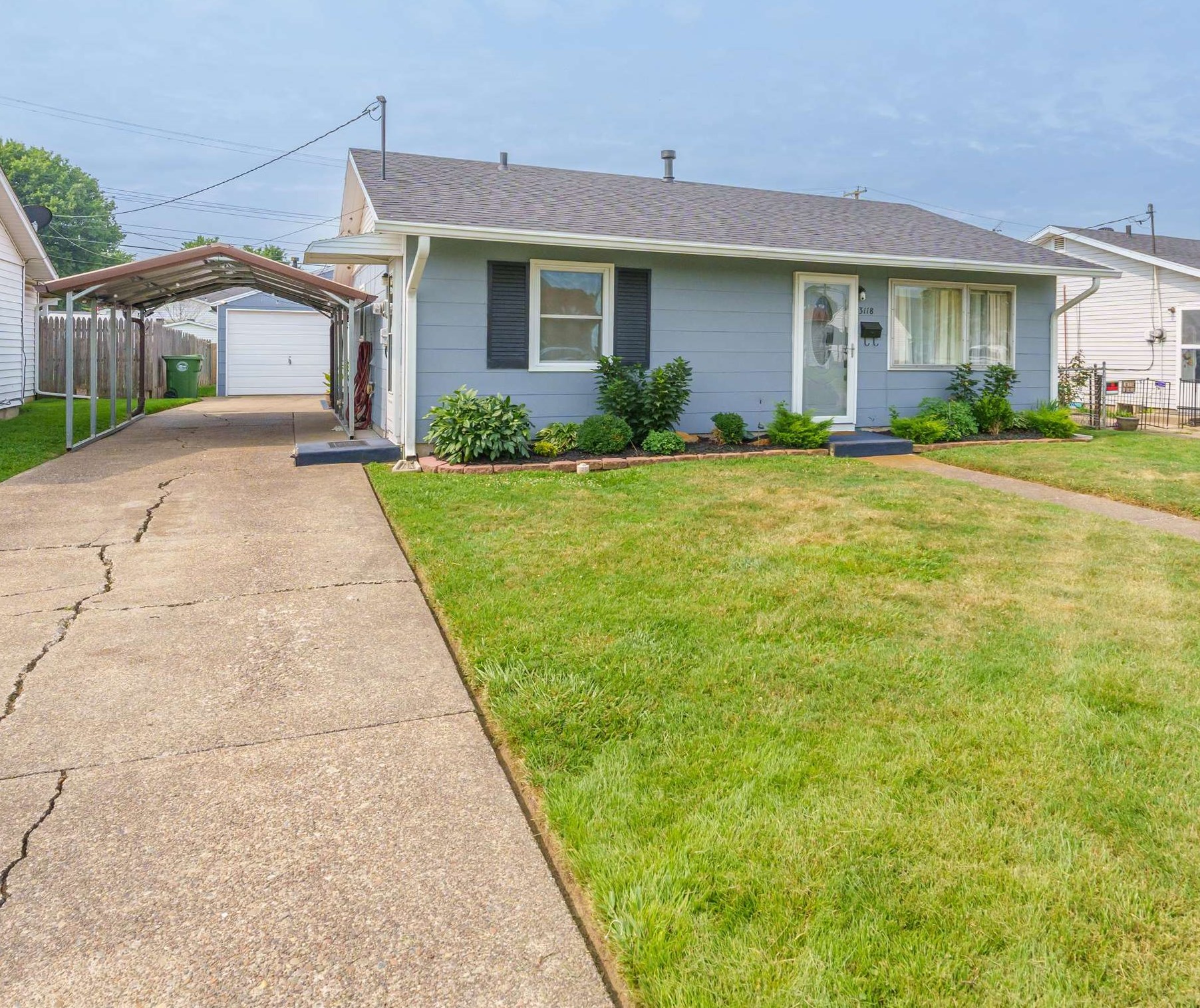 3118 Ridgewood Street, Owensboro, Kentucky 42301, 3 Bedrooms Bedrooms, ,1 BathroomBathrooms,Single Family Residence,For Sale,Ridgewood Street,90228