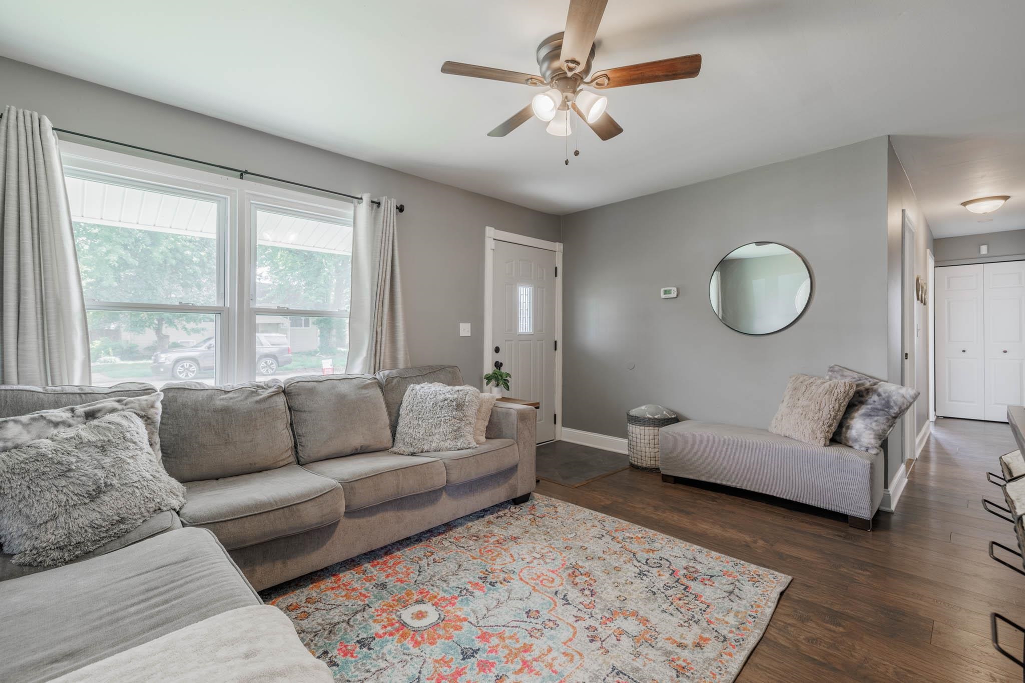 664 Fargo Street, Owensboro, Kentucky 42301, 3 Bedrooms Bedrooms, ,1 BathroomBathrooms,Single Family Residence,For Sale,Fargo Street,90230