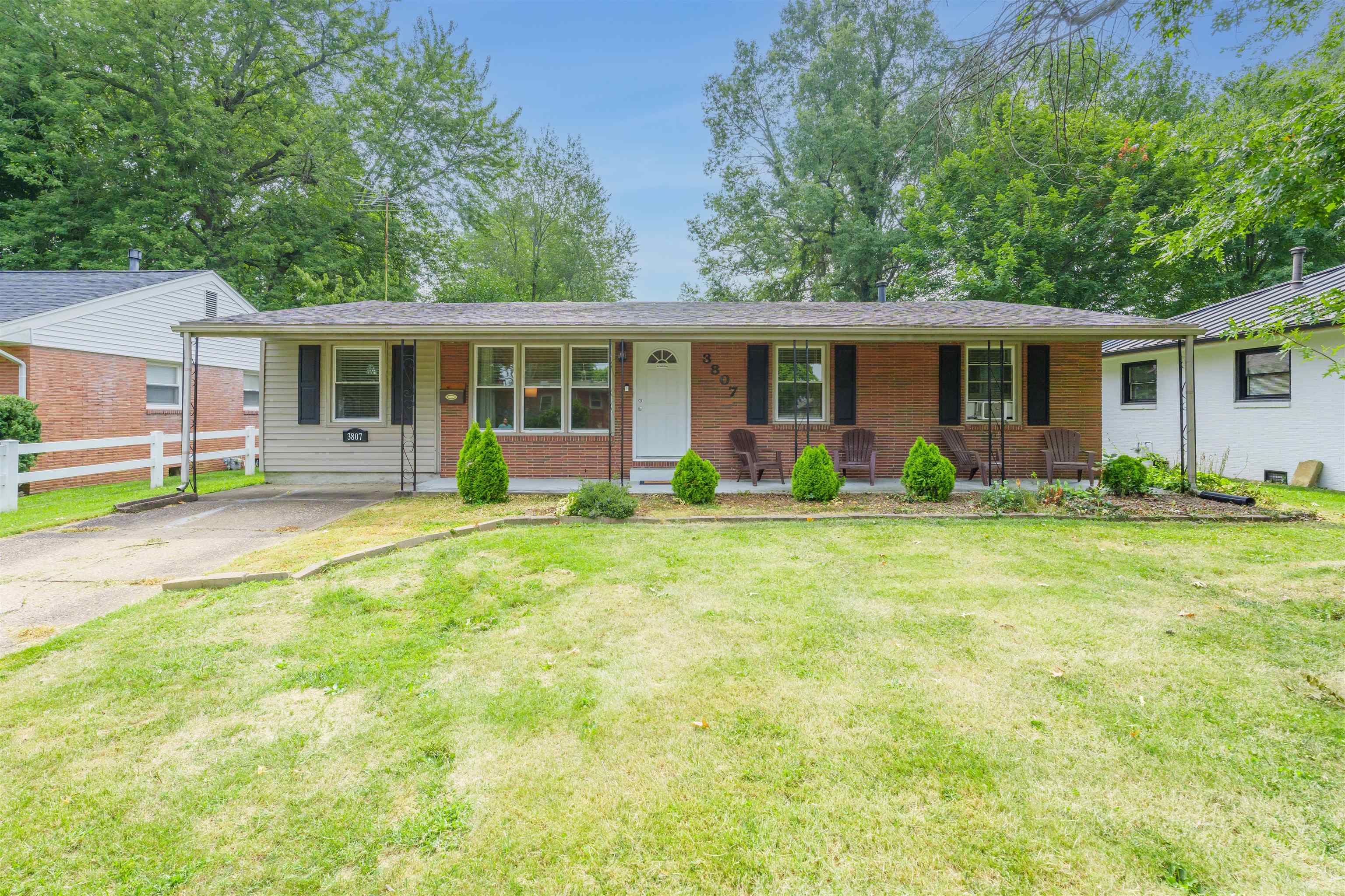 3807 Steele Drive, Owensboro, Kentucky 42303, 4 Bedrooms Bedrooms, ,1 BathroomBathrooms,Single Family Residence,For Sale,Steele Drive,90232