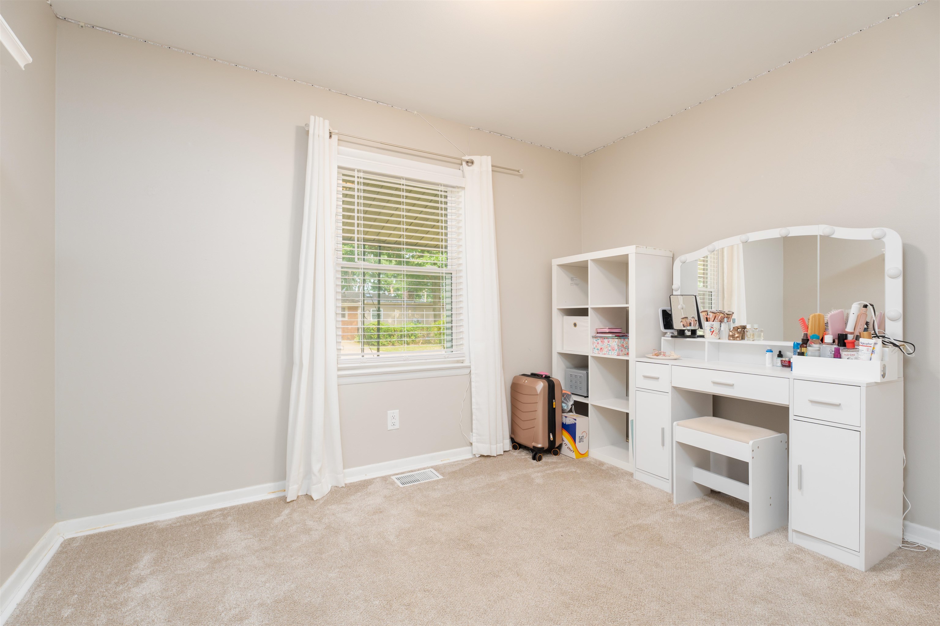 3807 Steele Drive, Owensboro, Kentucky 42303, 4 Bedrooms Bedrooms, ,1 BathroomBathrooms,Single Family Residence,For Sale,Steele Drive,90232