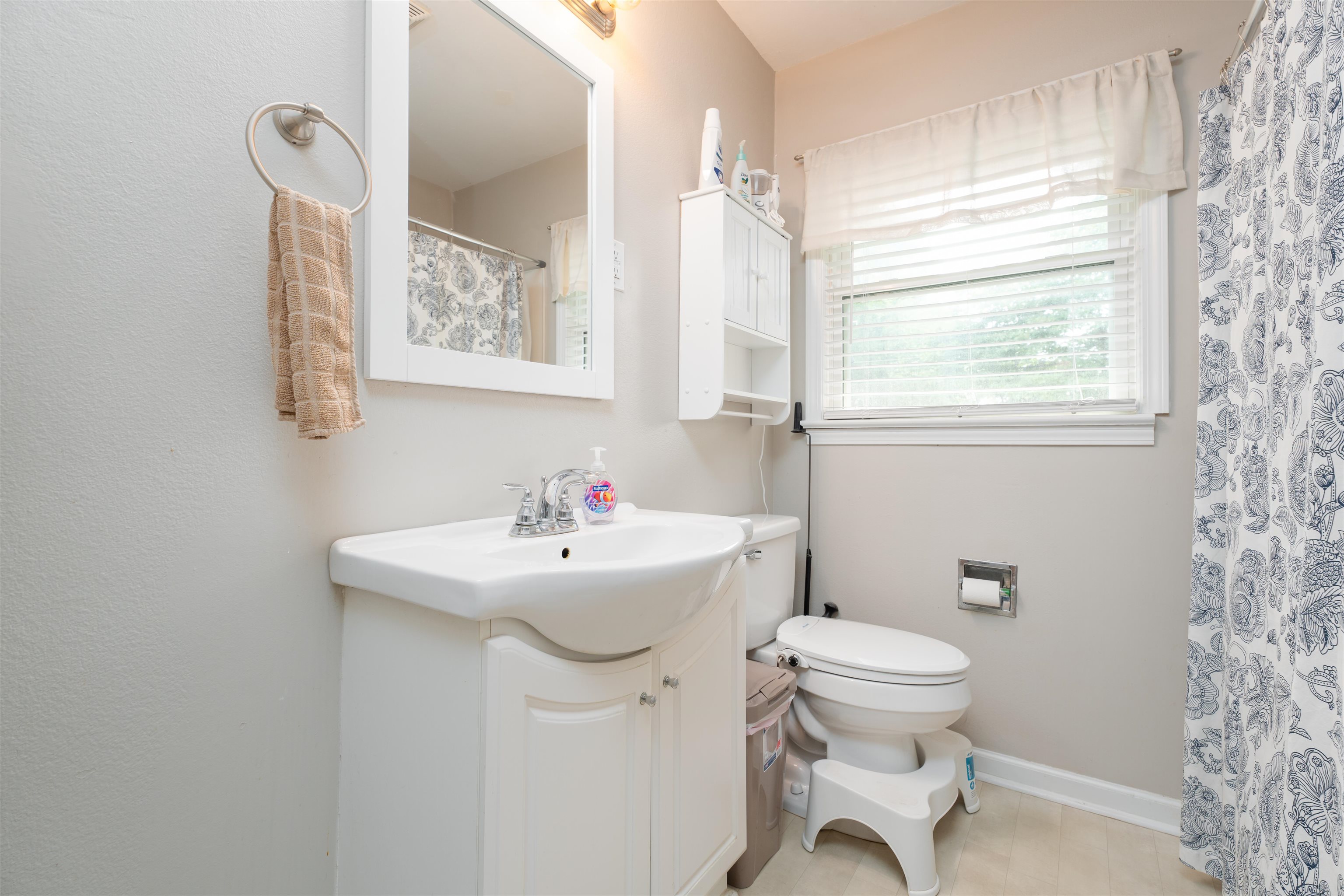 3807 Steele Drive, Owensboro, Kentucky 42303, 4 Bedrooms Bedrooms, ,1 BathroomBathrooms,Single Family Residence,For Sale,Steele Drive,90232