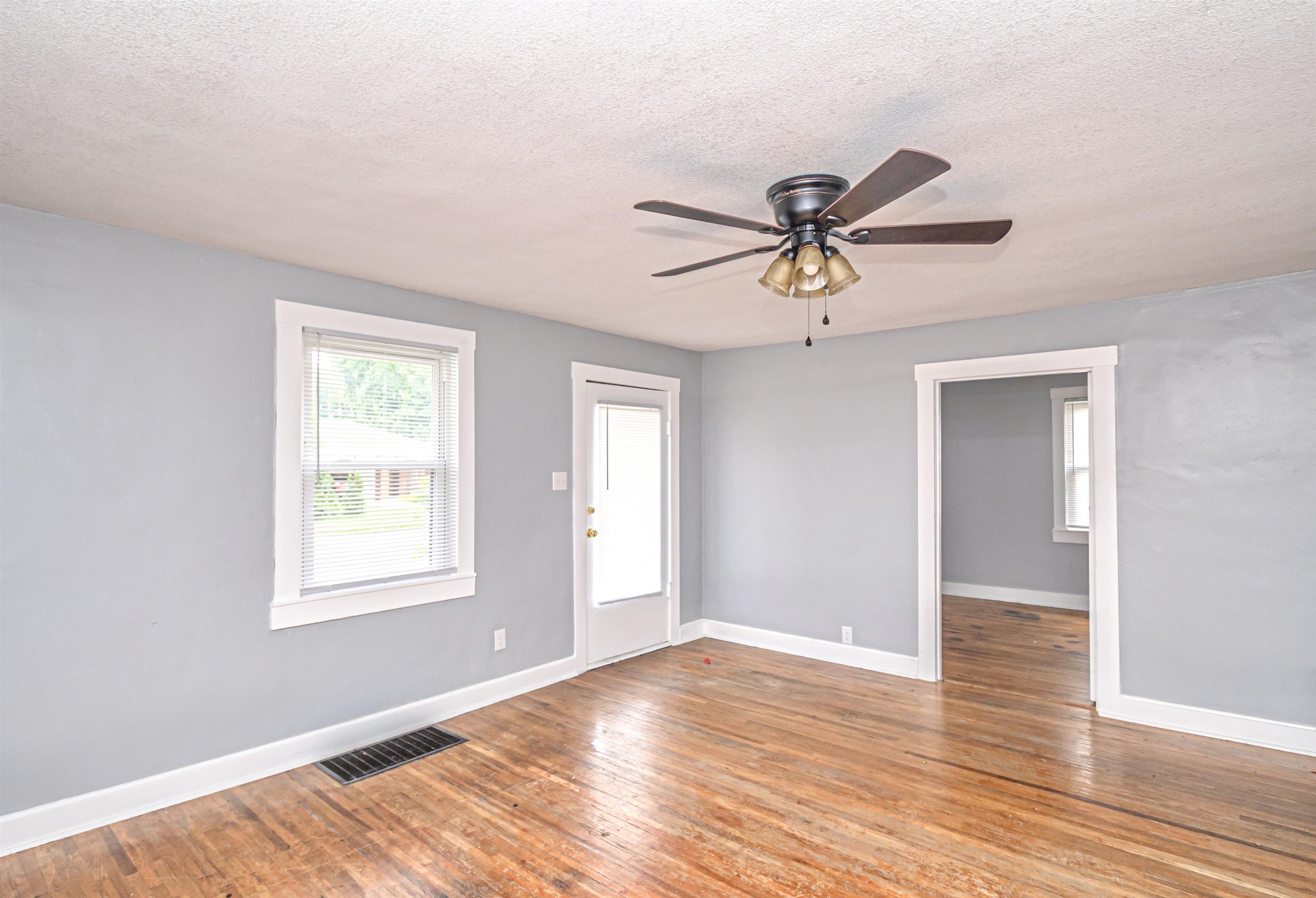 230 Byers Avenue, Owensboro, Kentucky 42303, 4 Bedrooms Bedrooms, ,2 BathroomsBathrooms,Single Family Residence,For Sale,Byers Avenue,90236