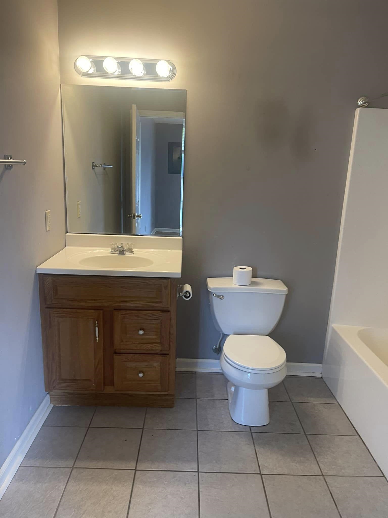 1216 4th Street, Owensboro, Kentucky 42301, 3 Bedrooms Bedrooms, ,2 BathroomsBathrooms,Single Family Residence,For Sale,4th Street,90242