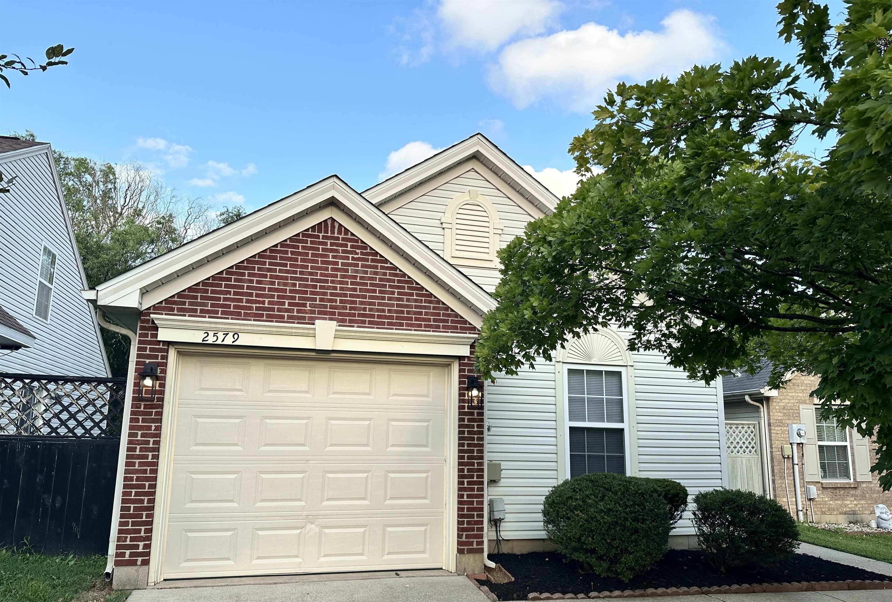2579 Arbor Terrace, Owensboro, Kentucky 42303, 2 Bedrooms Bedrooms, ,2 BathroomsBathrooms,Single Family Residence,For Sale,Arbor Terrace,90243
