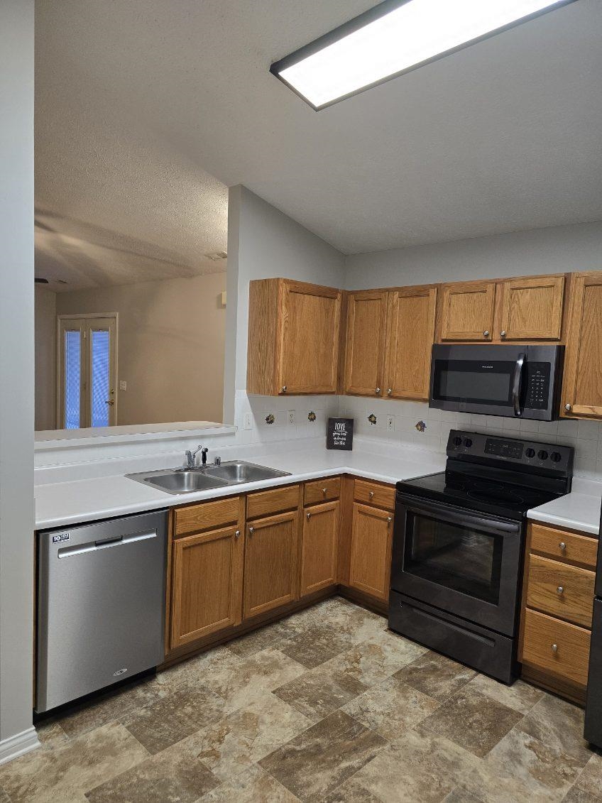 2579 Arbor Terrace, Owensboro, Kentucky 42303, 2 Bedrooms Bedrooms, ,2 BathroomsBathrooms,Single Family Residence,For Sale,Arbor Terrace,90243