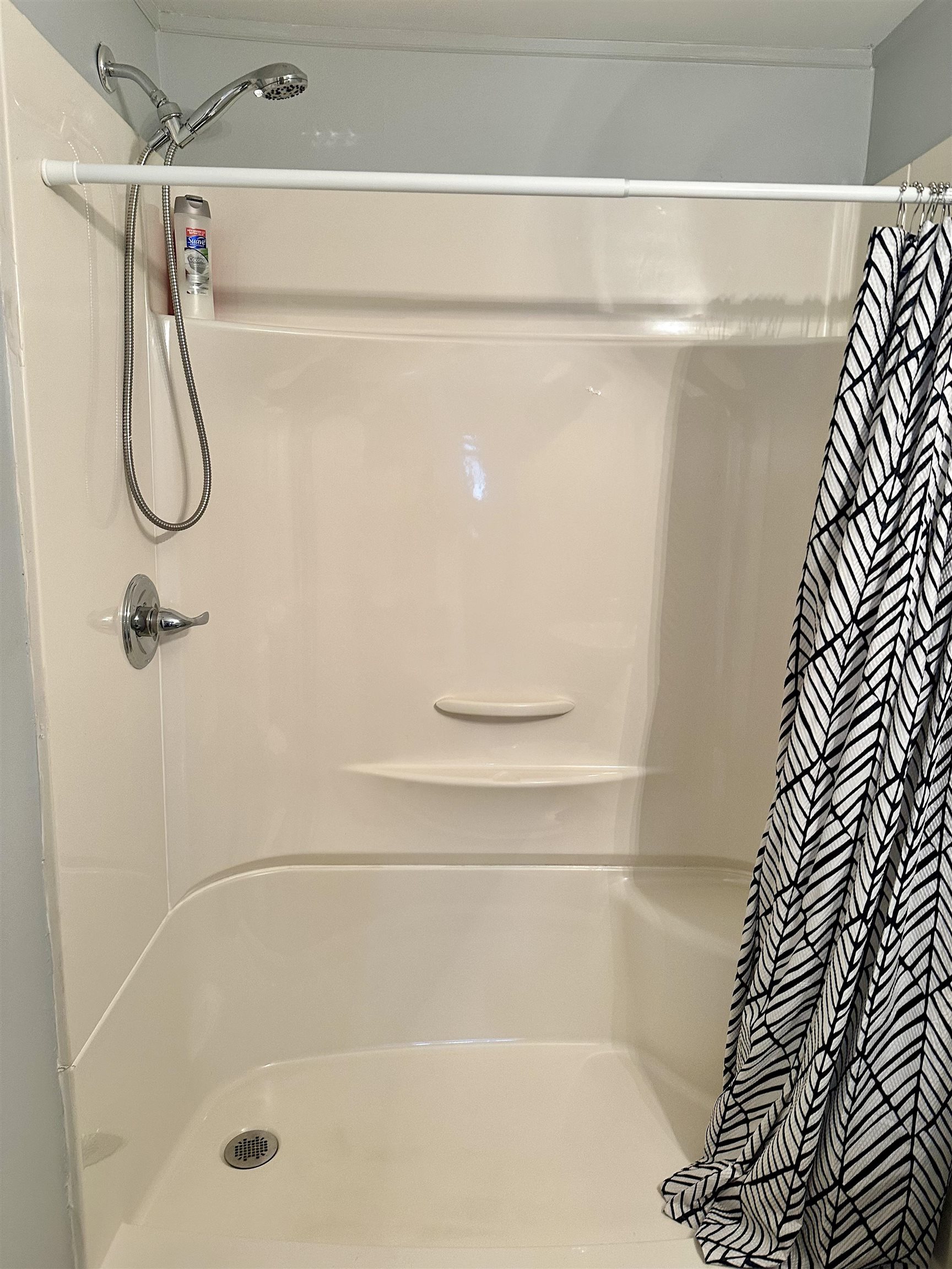 604 Jackson St, Owensboro, Kentucky 42303-5002, 2 Bedrooms Bedrooms, ,1 BathroomBathrooms,Single Family Residence,For Sale,Jackson St,90244