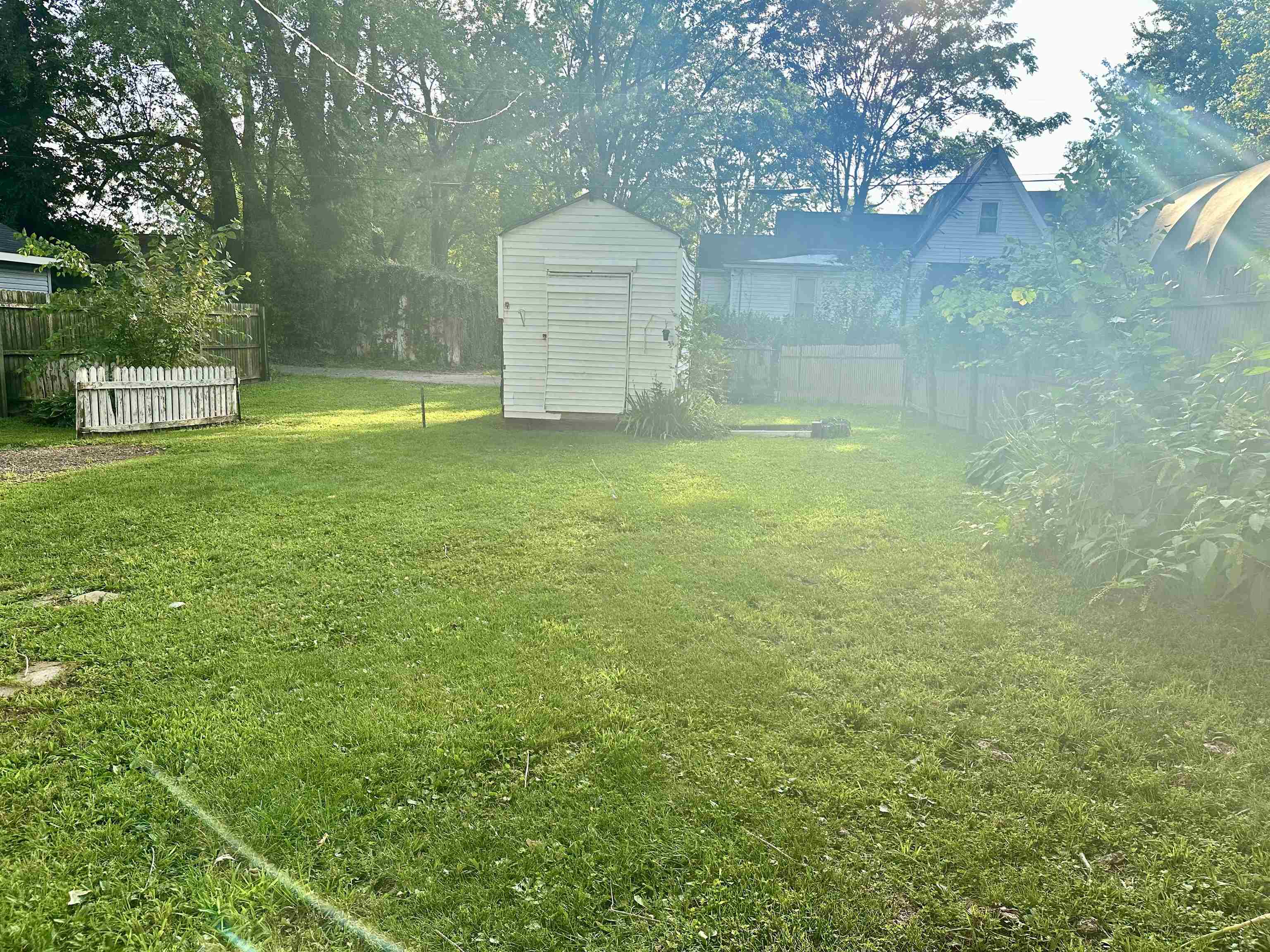 604 Jackson St, Owensboro, Kentucky 42303-5002, 2 Bedrooms Bedrooms, ,1 BathroomBathrooms,Single Family Residence,For Sale,Jackson St,90244
