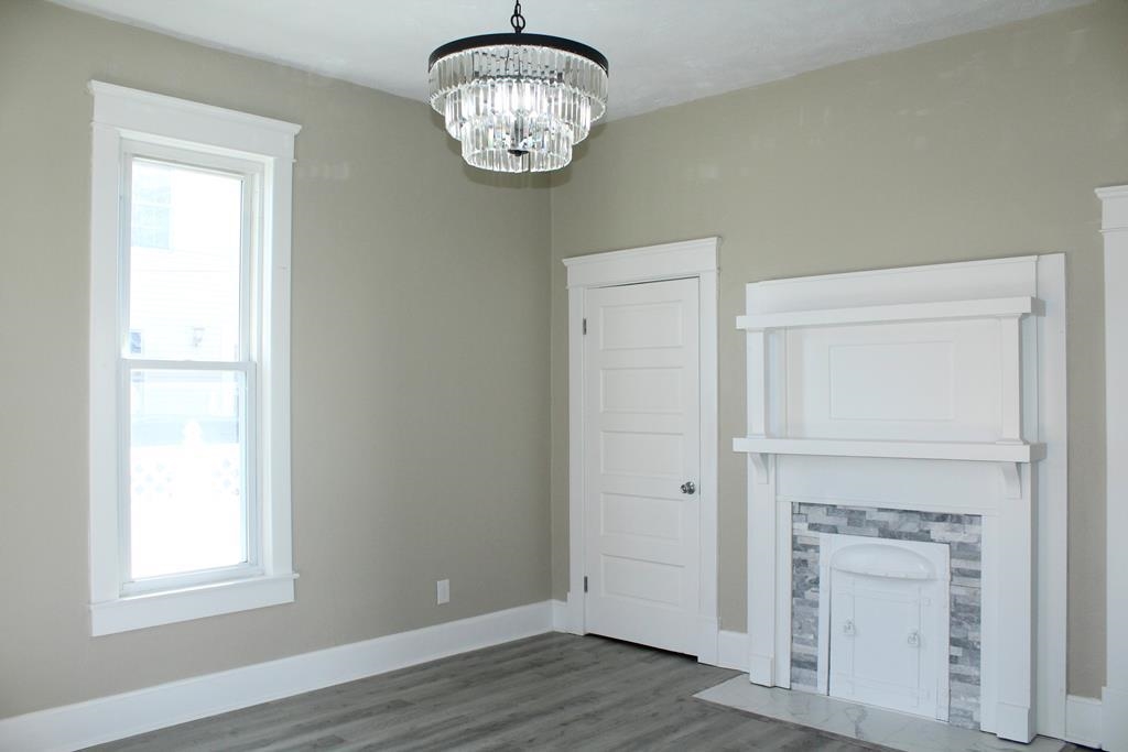 422 Clay Street, Owensboro, Kentucky 42303, 2 Bedrooms Bedrooms, ,1 BathroomBathrooms,Single Family Residence,For Sale,Clay Street,90249