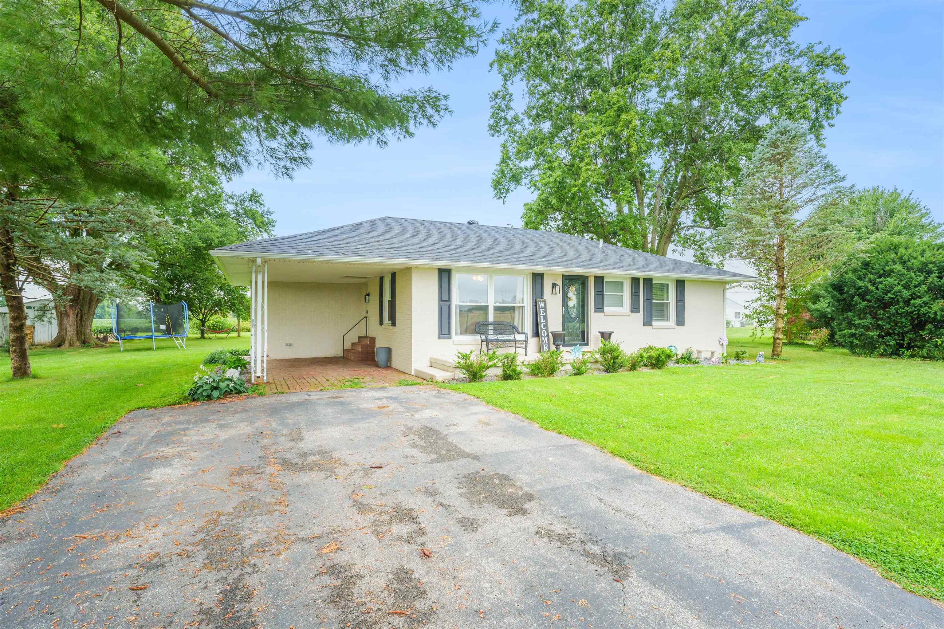 5136 West 5th Street Road, Owensboro, Kentucky 42301, 3 Bedrooms Bedrooms, ,2 BathroomsBathrooms,Single Family Residence,For Sale,West 5th Street Road,90250