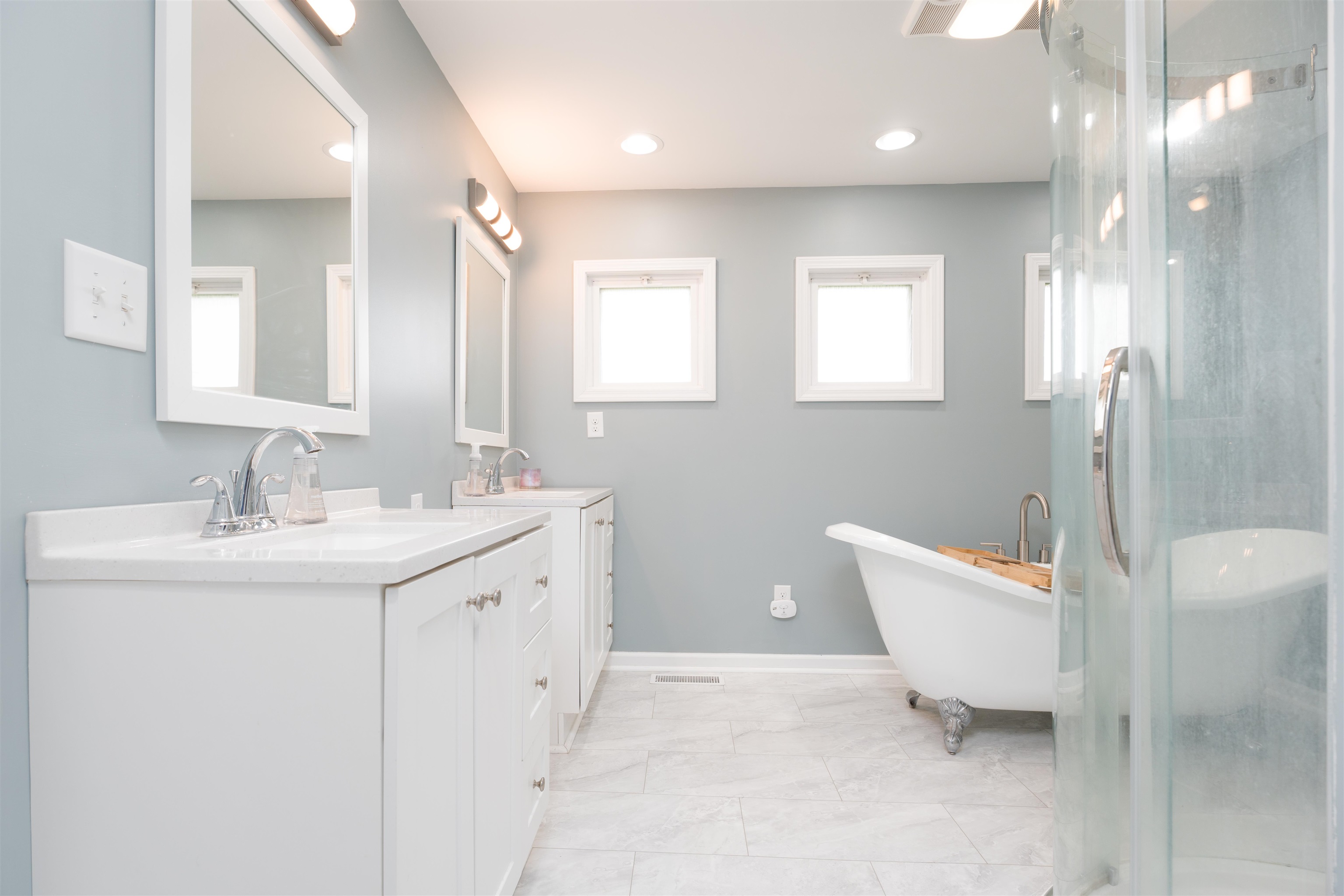 5136 West 5th Street Road, Owensboro, Kentucky 42301, 3 Bedrooms Bedrooms, ,2 BathroomsBathrooms,Single Family Residence,For Sale,West 5th Street Road,90250