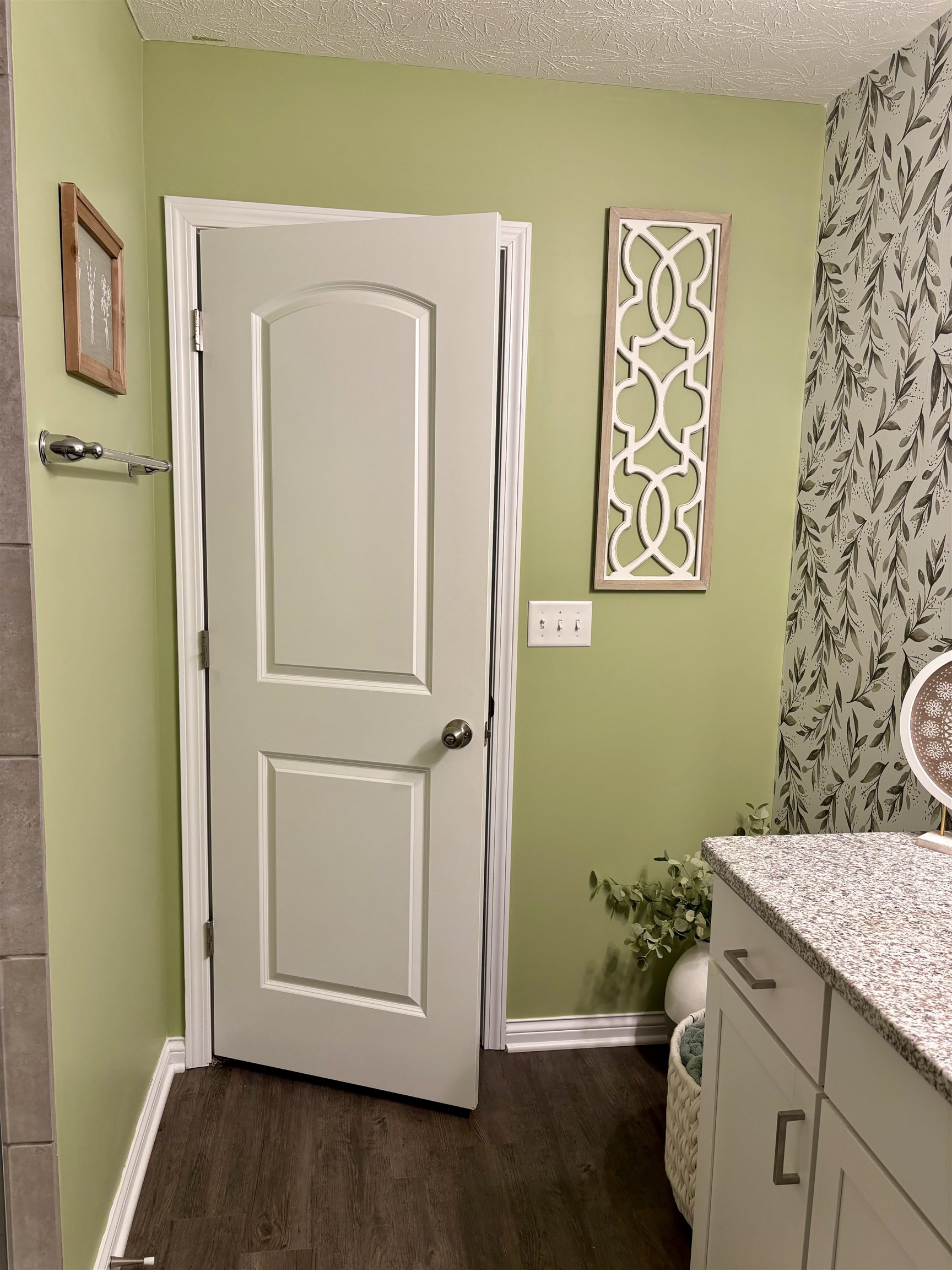 3880 Brookfield Drive, Owensboro, Kentucky 42303, 4 Bedrooms Bedrooms, ,2 BathroomsBathrooms,Single Family Residence,For Sale,Brookfield Drive,90253