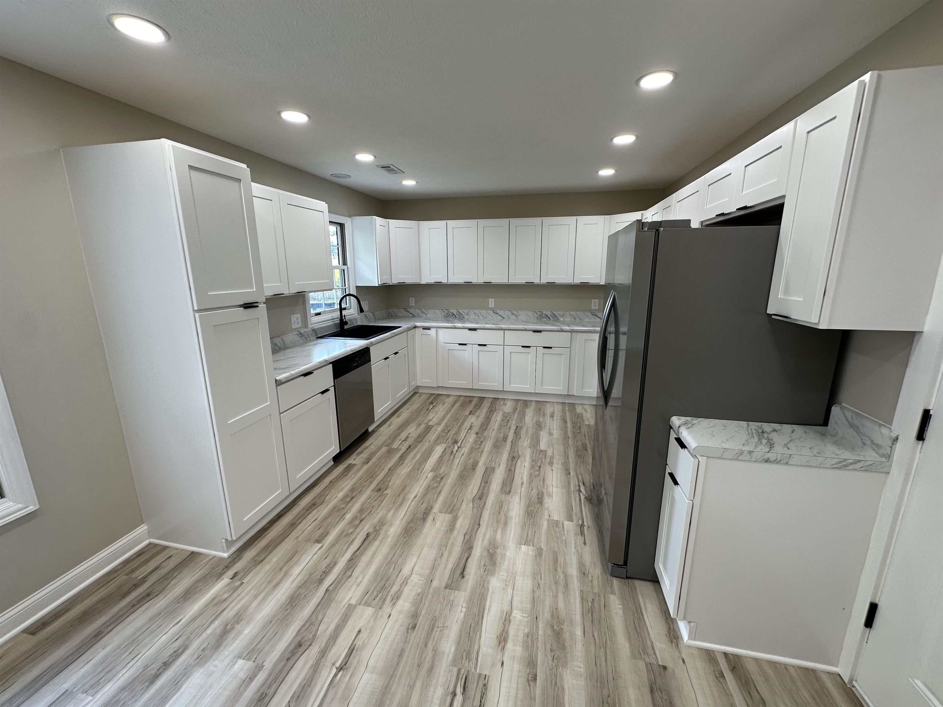 3617 Winchester Dr, Owensboro, Kentucky 42301, 3 Bedrooms Bedrooms, ,2 BathroomsBathrooms,Single Family Residence,For Sale,Winchester Dr,90258
